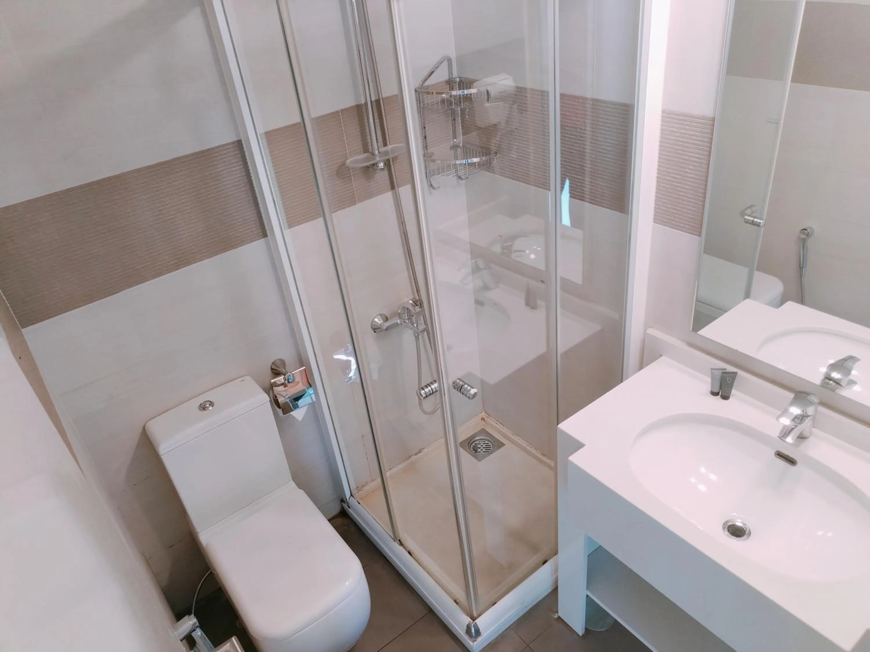 Toilet in Mateus Hotel & Pool