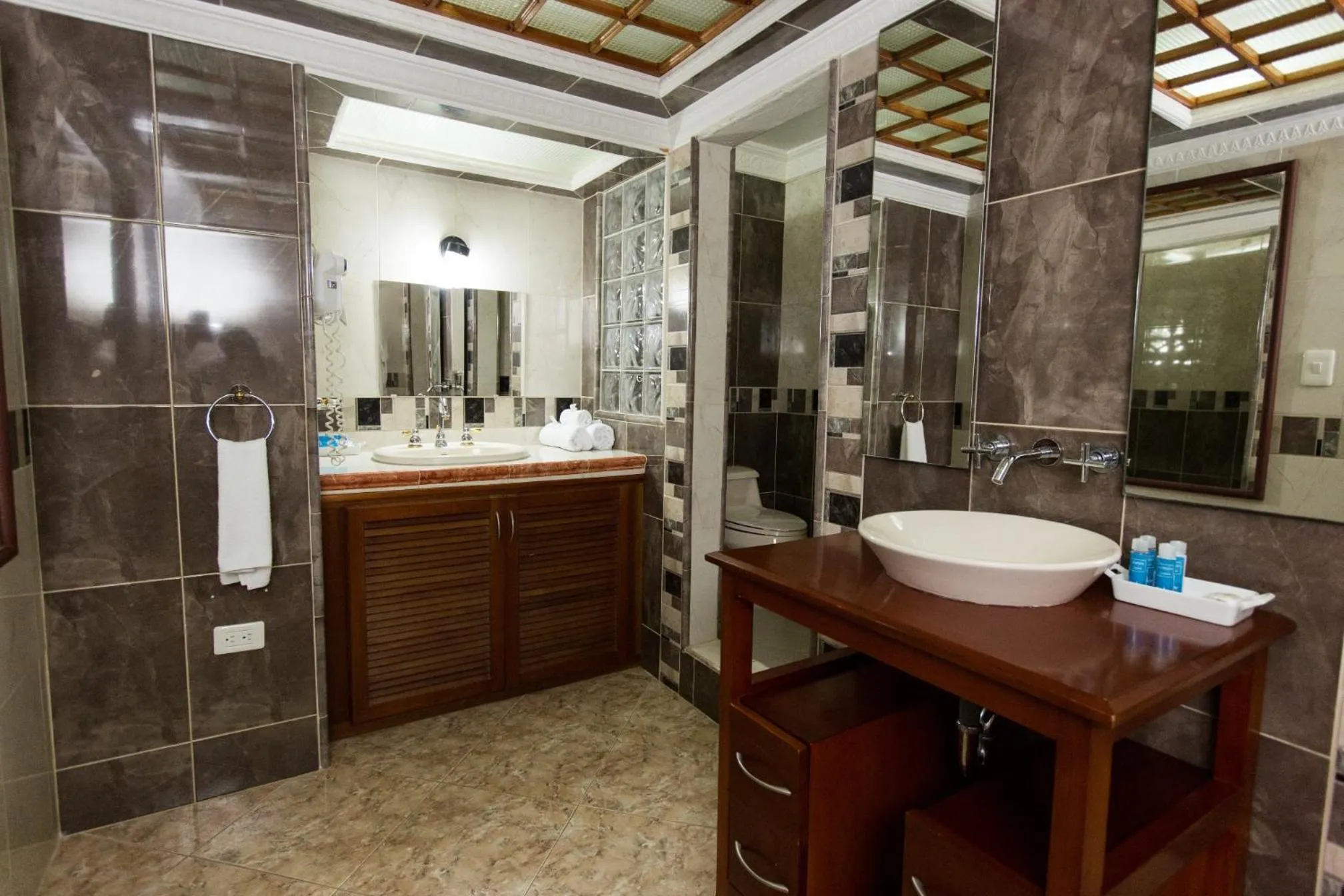 Bathroom in Hotel Sicarare