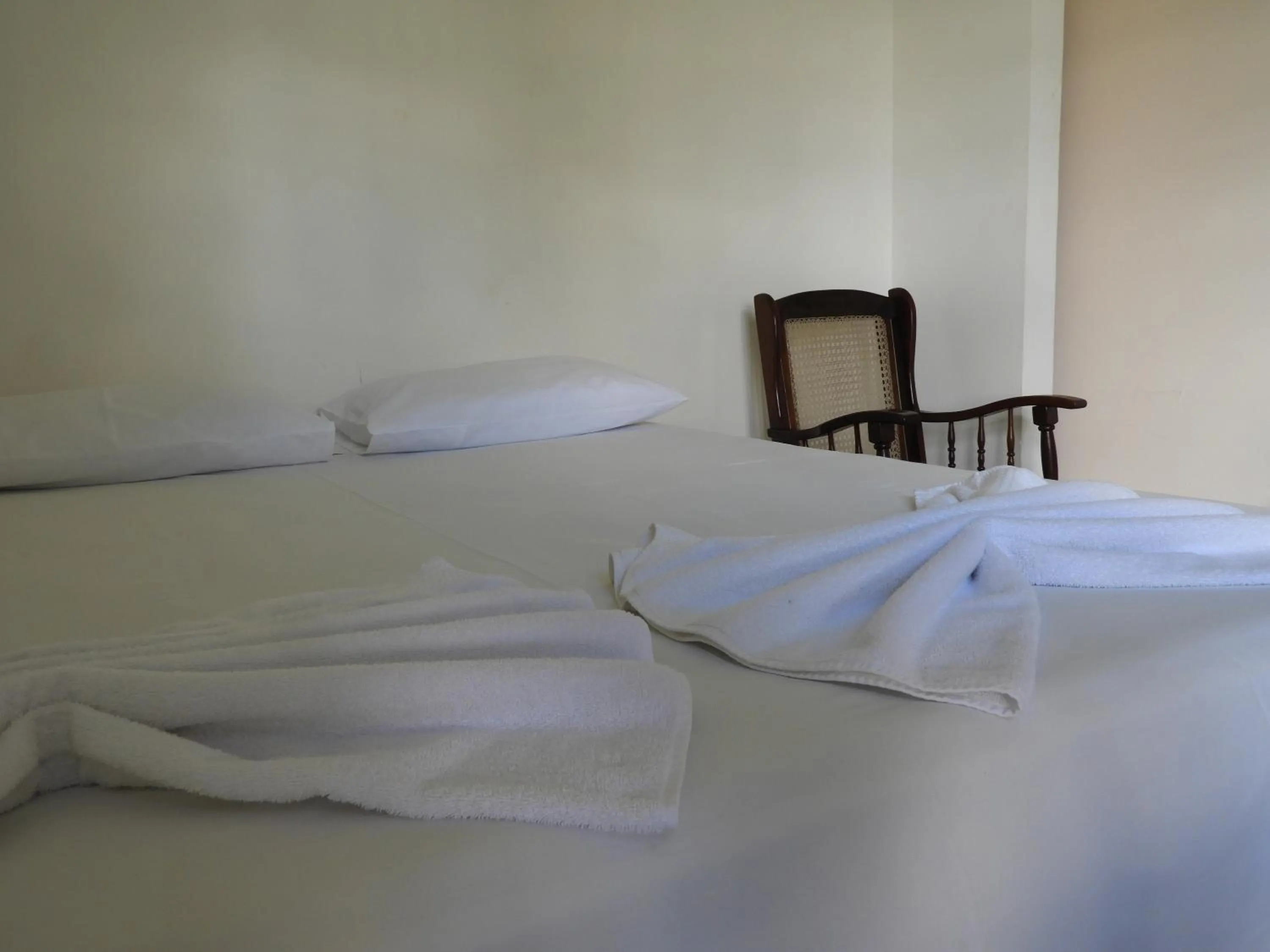 Photo of the whole room, Bed in Pousada Convento da Conceição
