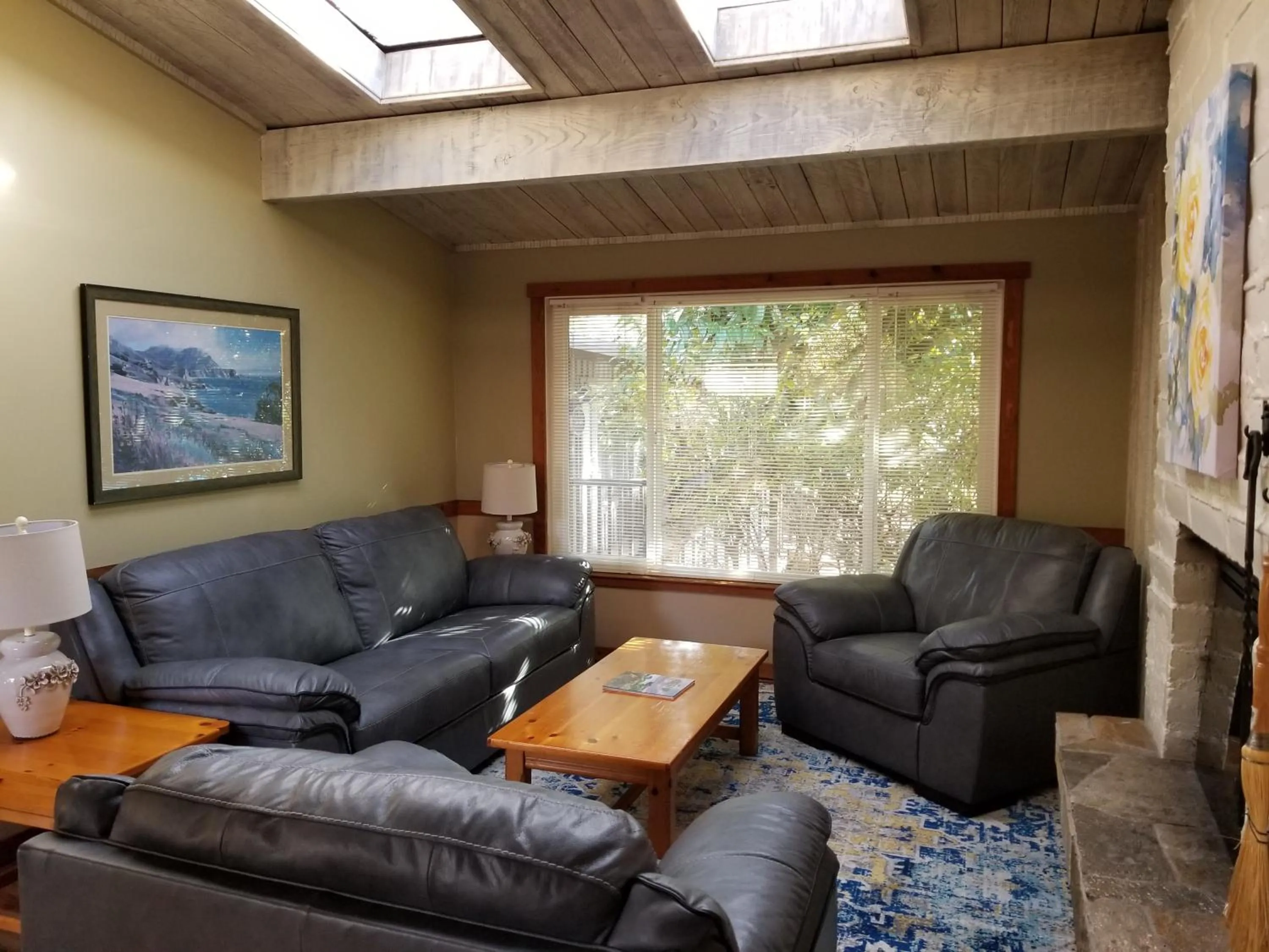Living room in Carmel Valley Lodge