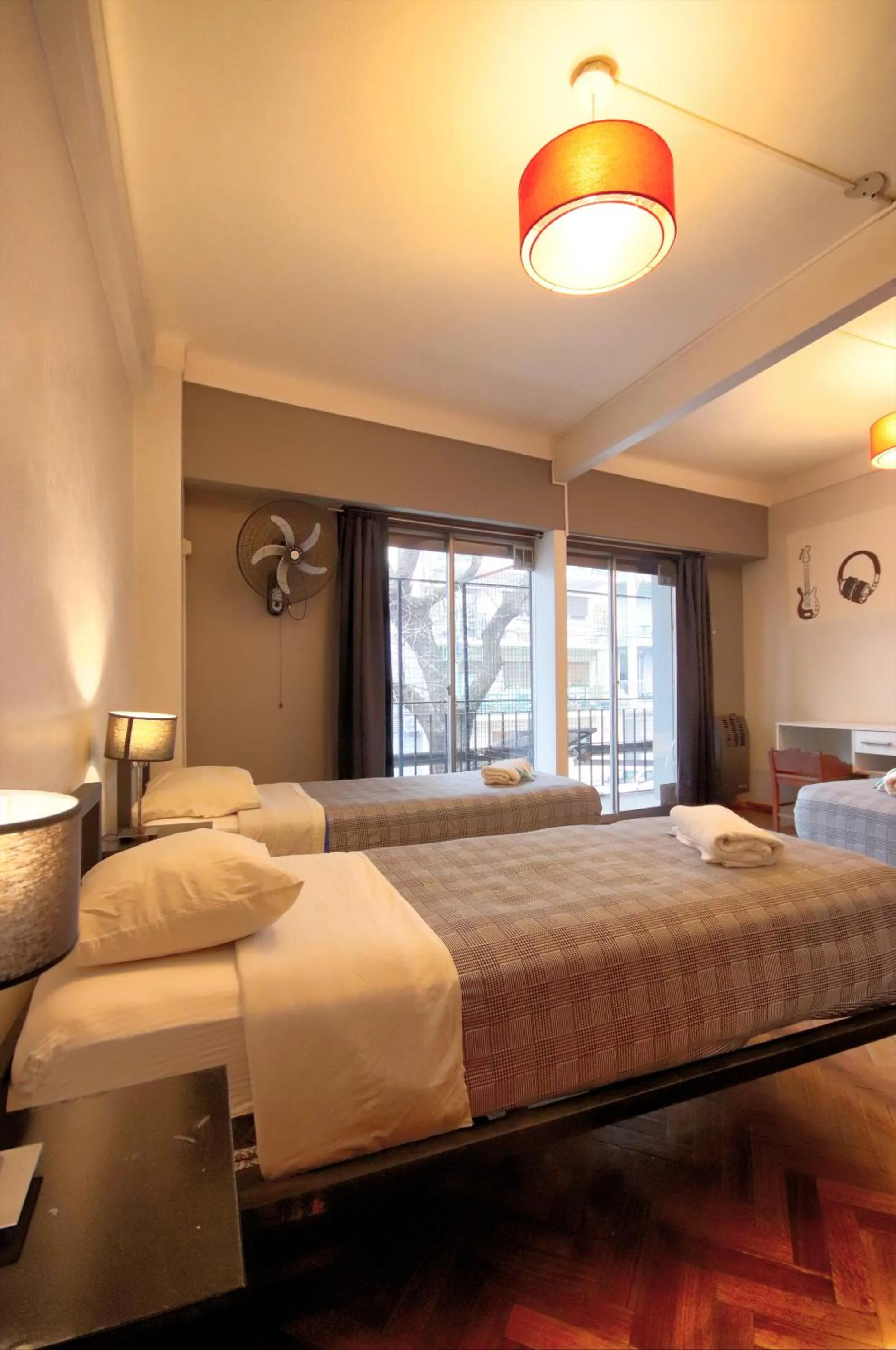 Photo of the whole room, Bed in Play Hostel Soho