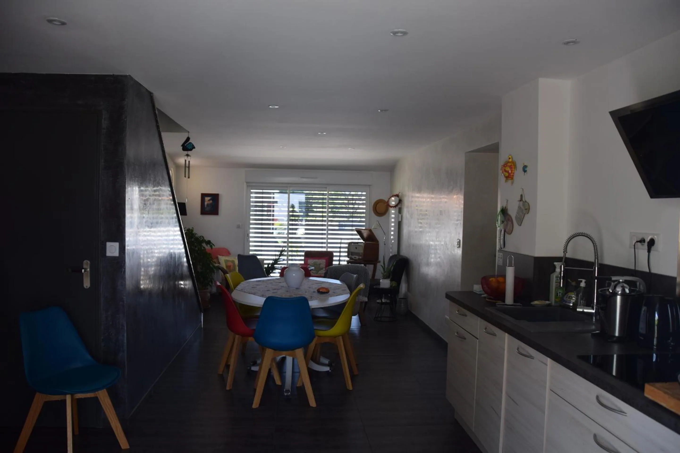 Kitchen or kitchenette in La villa 13&15