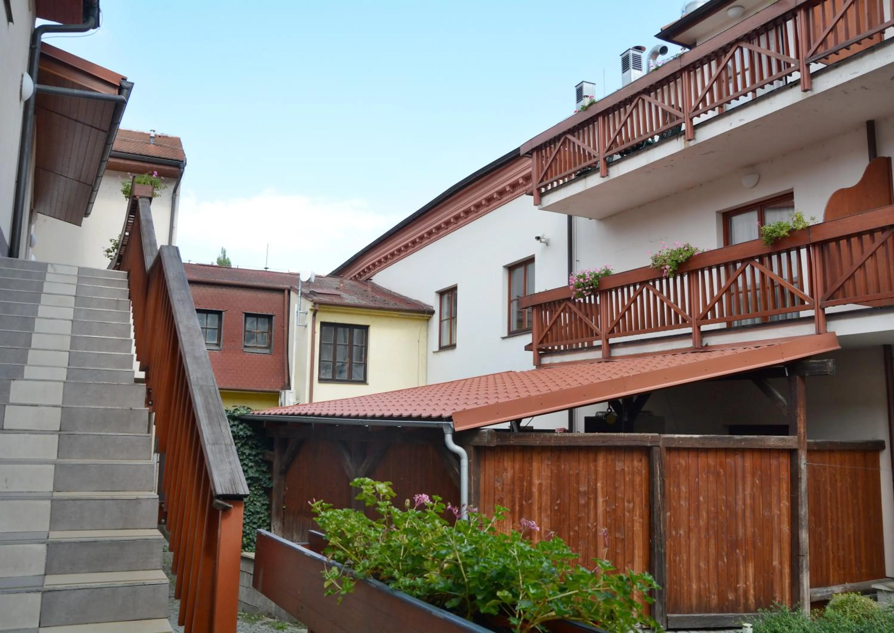 Property building in Kounický dvůr