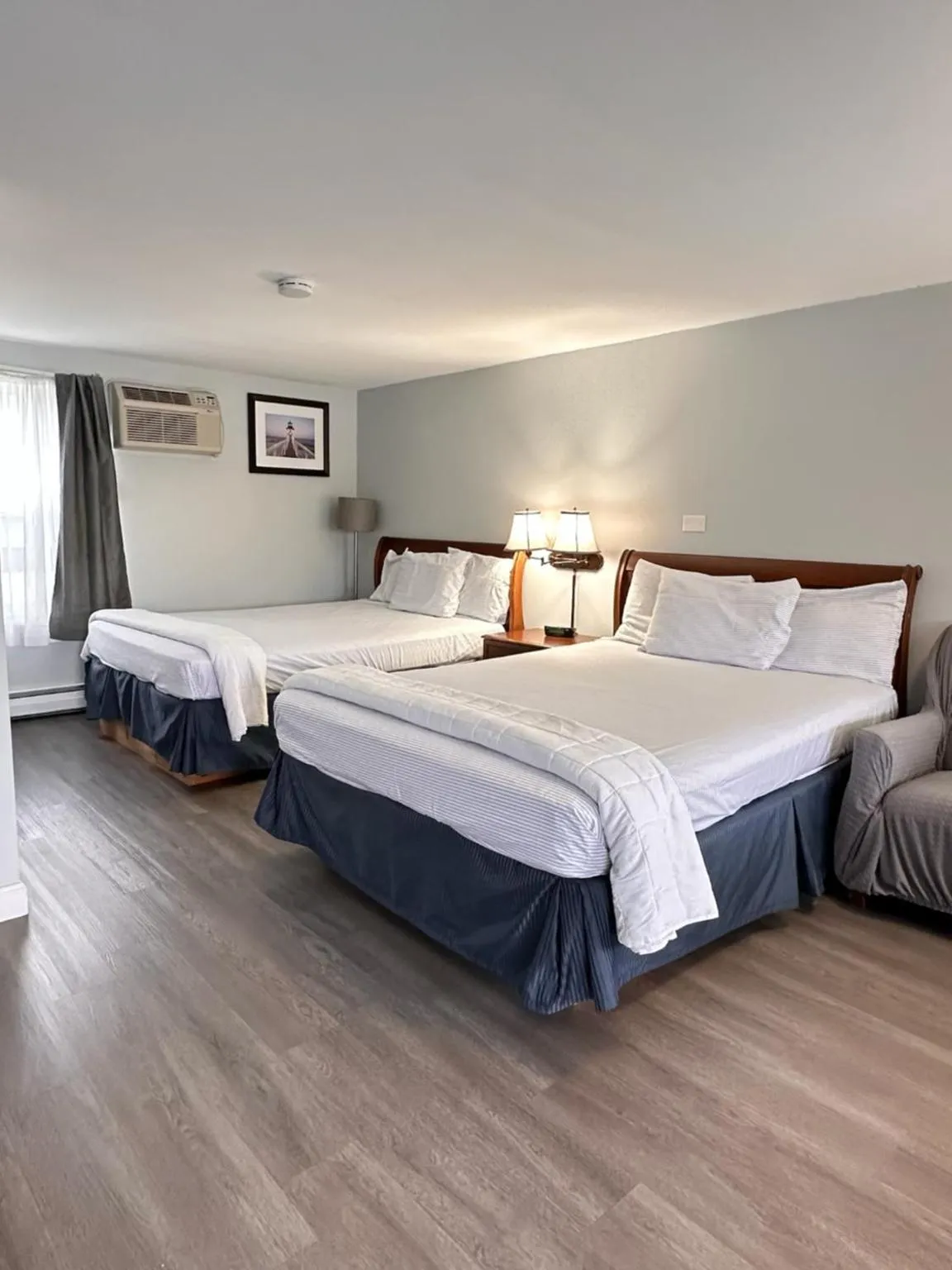 Bed in Cape Shore Inn