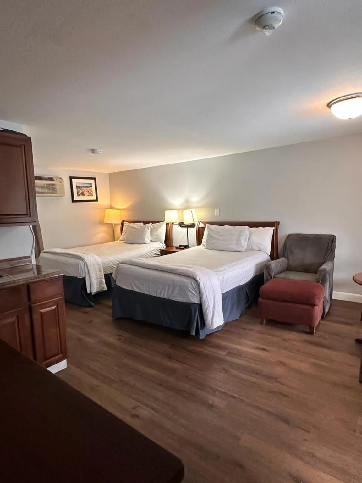 Bed in Cape Shore Inn