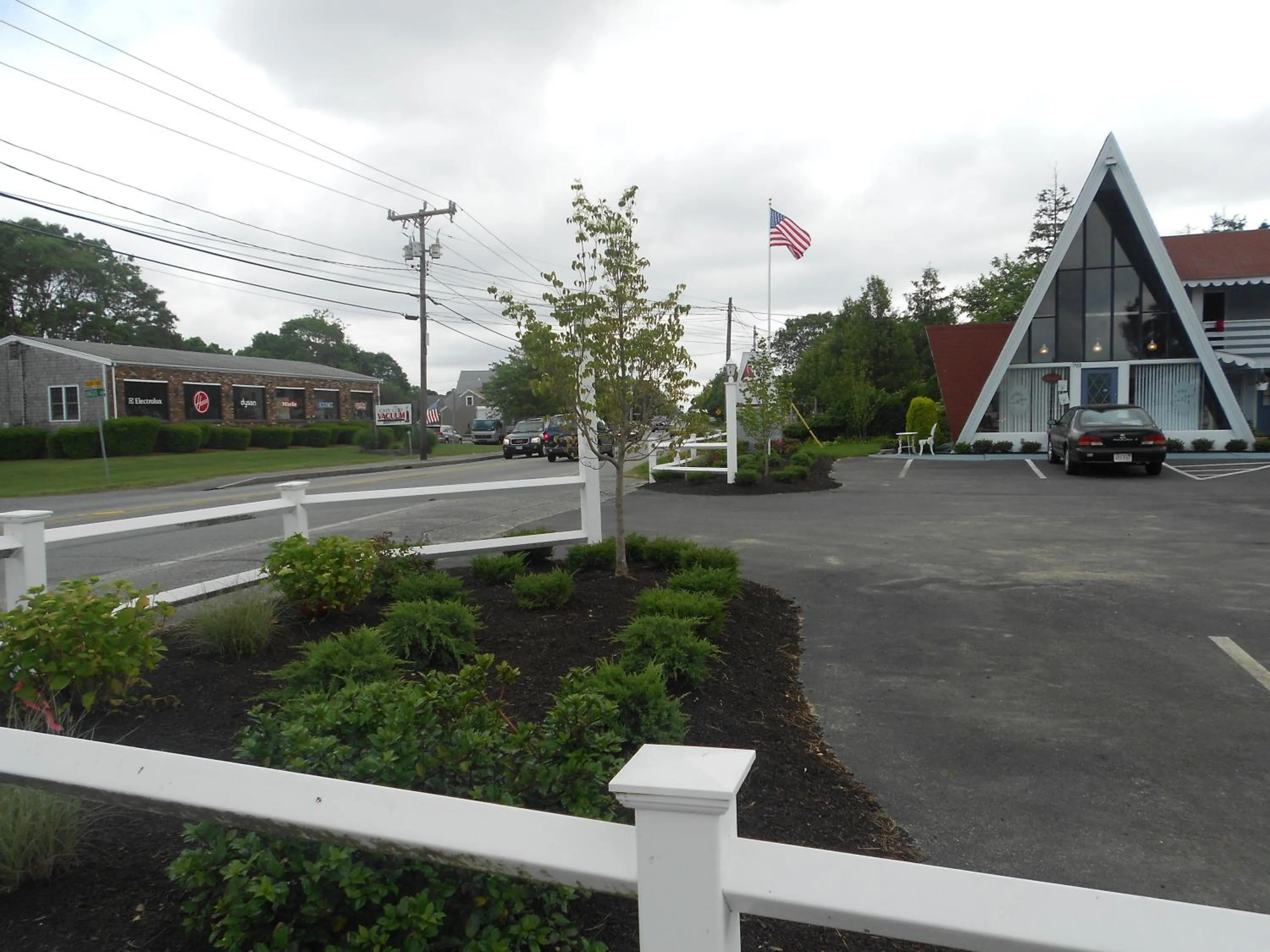 Facade/entrance in Cape Shore Inn
