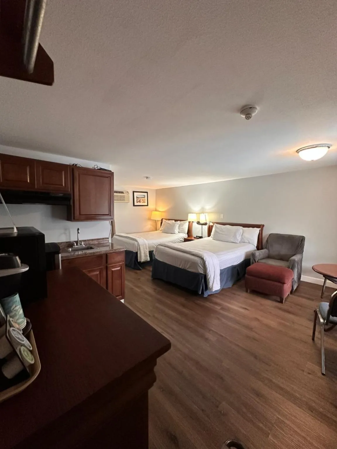 Bed in Cape Shore Inn