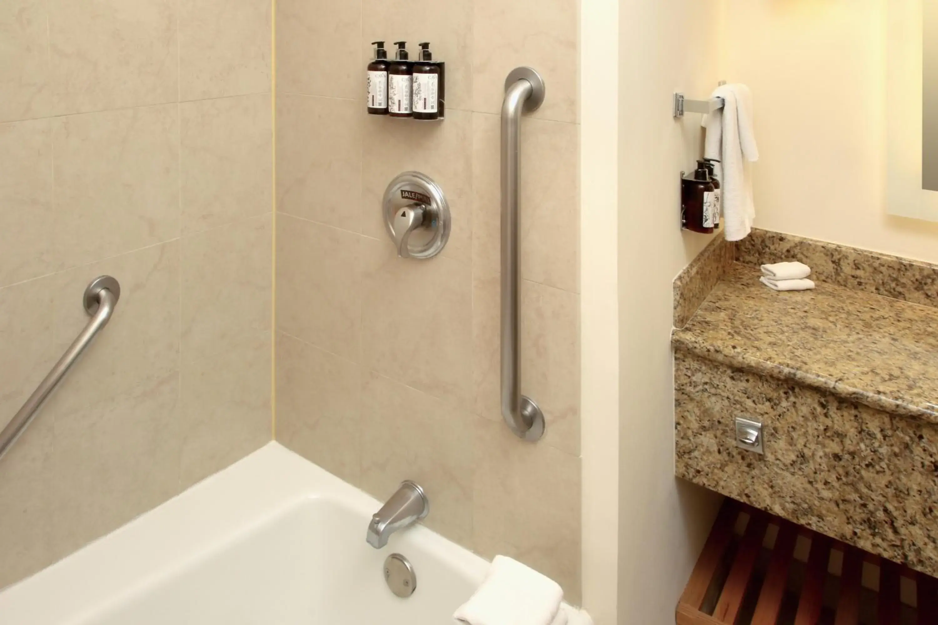 Standard King Room in Crowne Plaza Torreon by IHG Standard King Room in Crowne Plaza Torreon by IHG