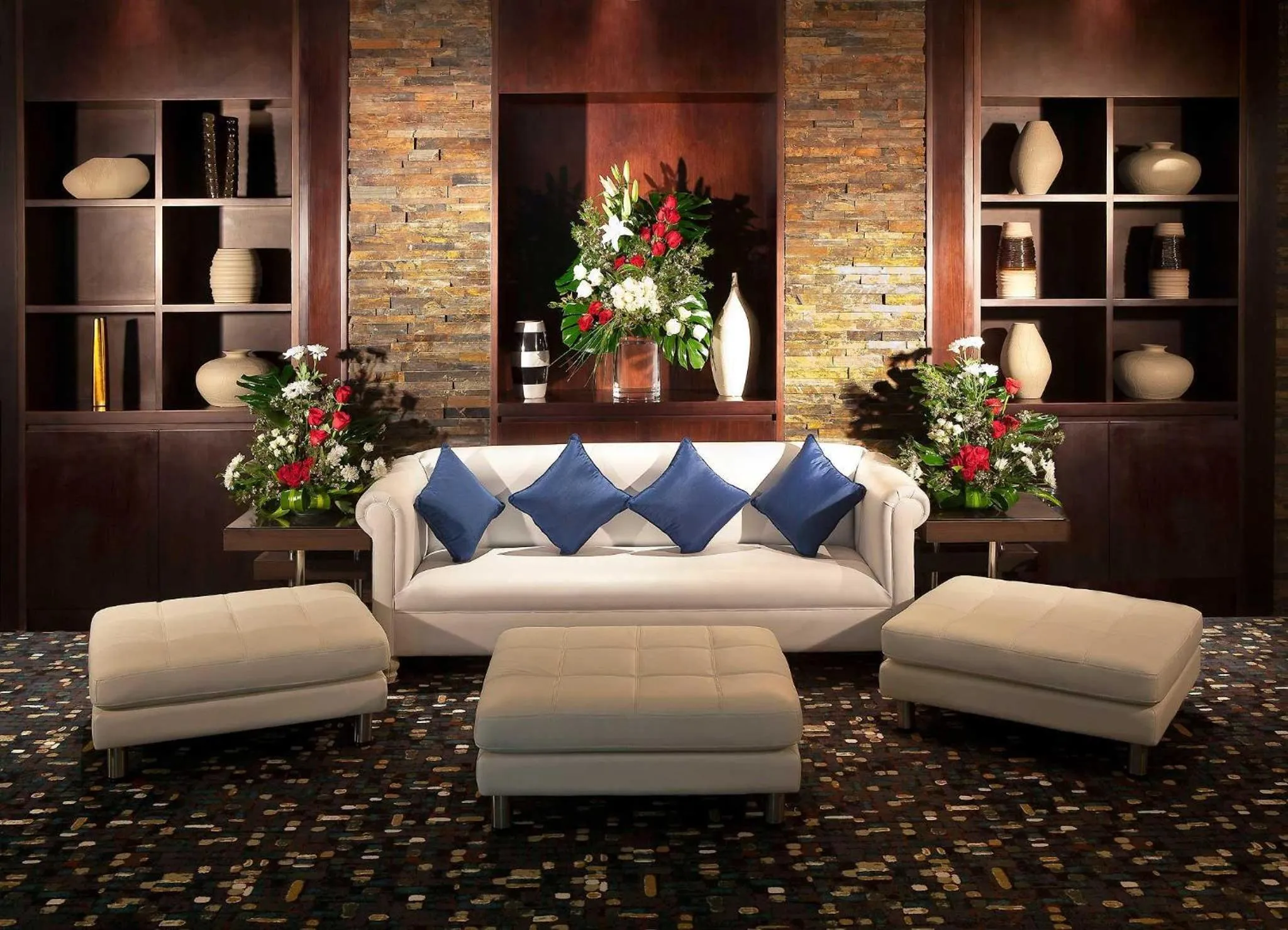 Restaurant/places to eat in Novotel Dammam Business Park