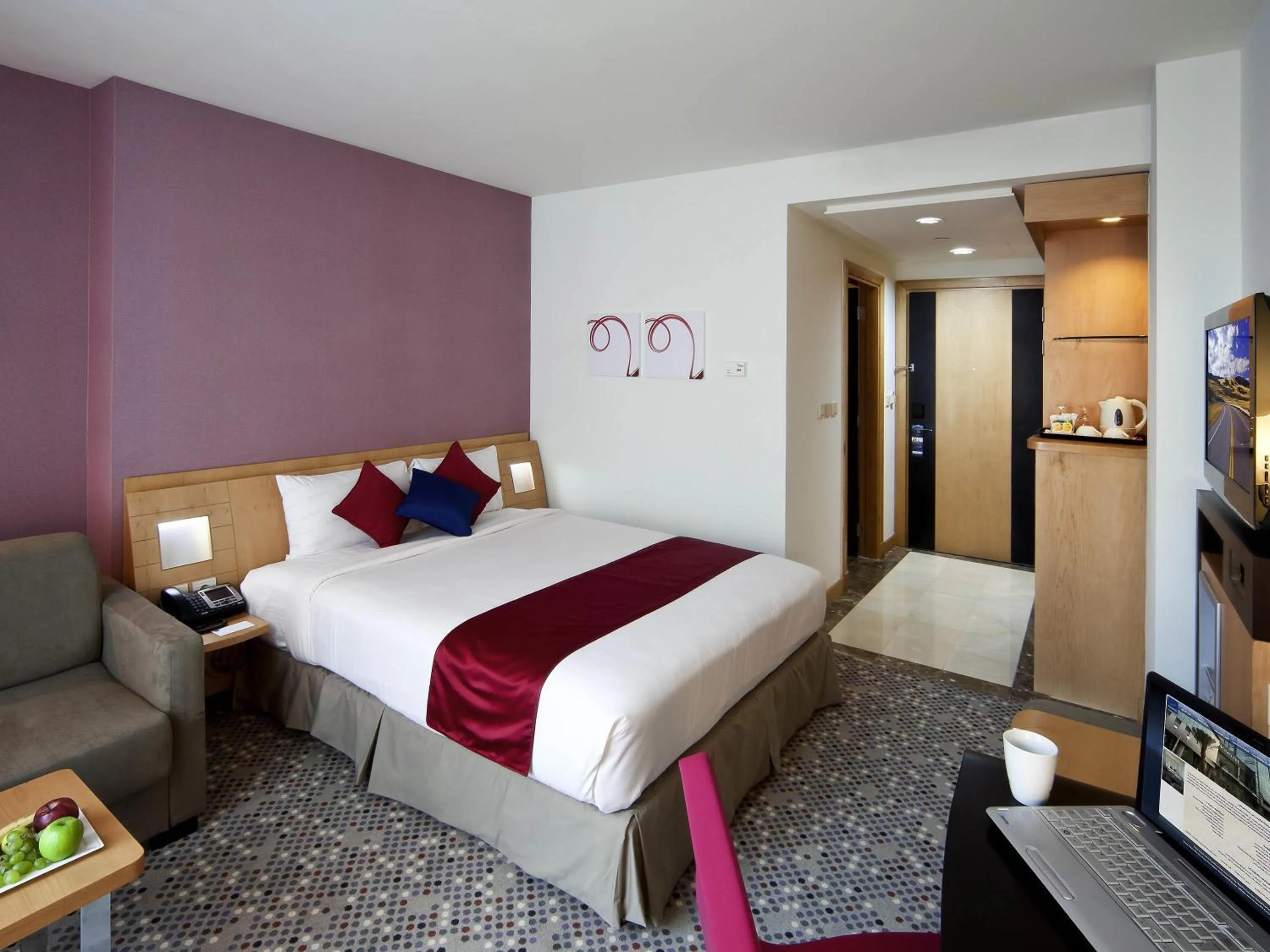 Bedroom, Bed in Novotel Dammam Business Park