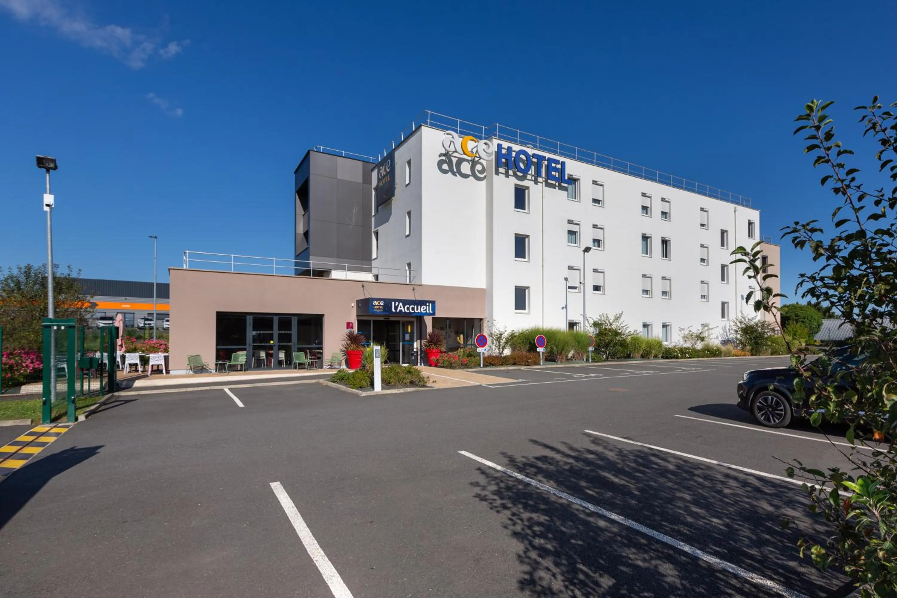 Property building in Ace Hôtel Le Mans