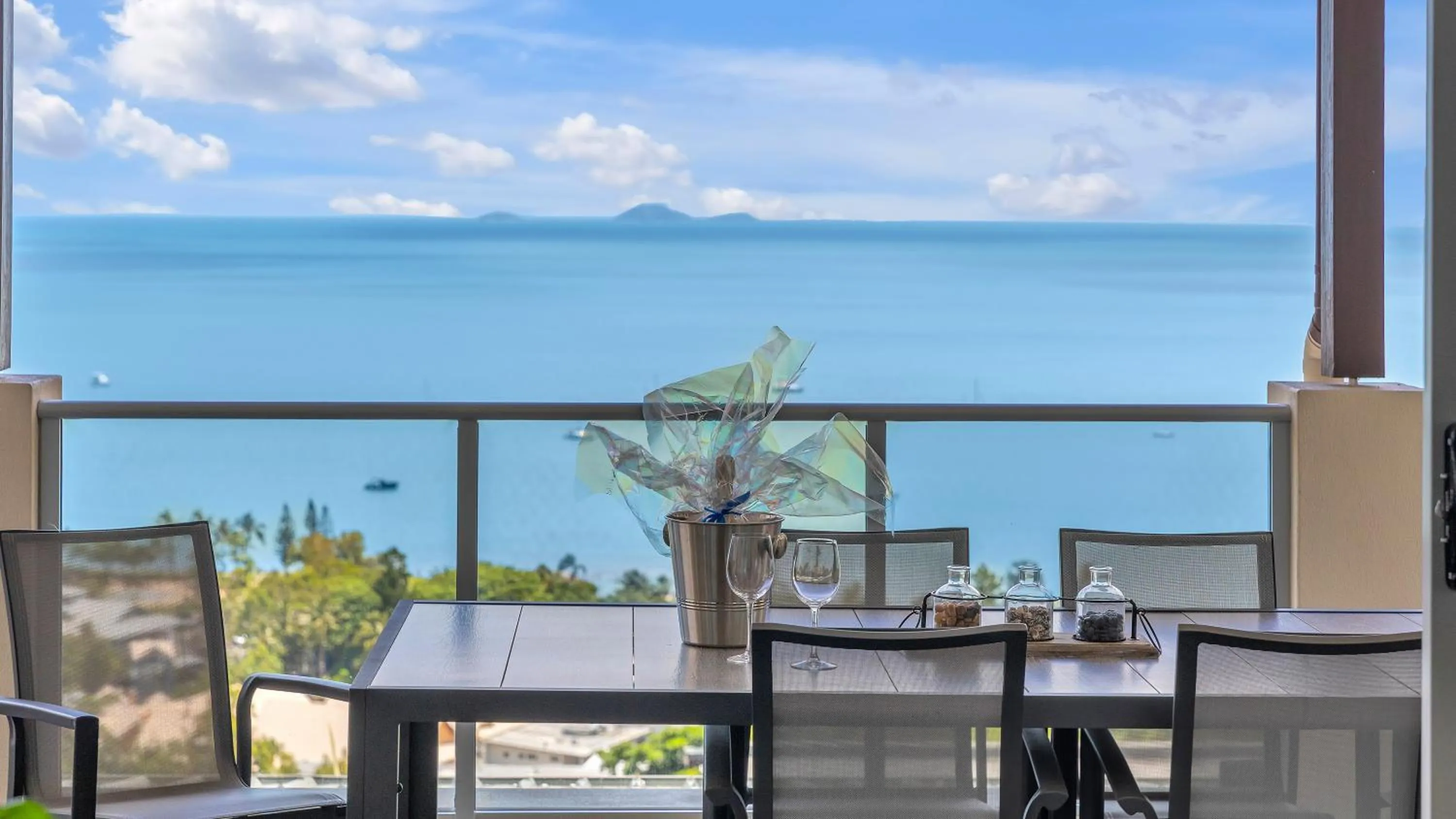 Balcony/Terrace in Whitsunday Reflections