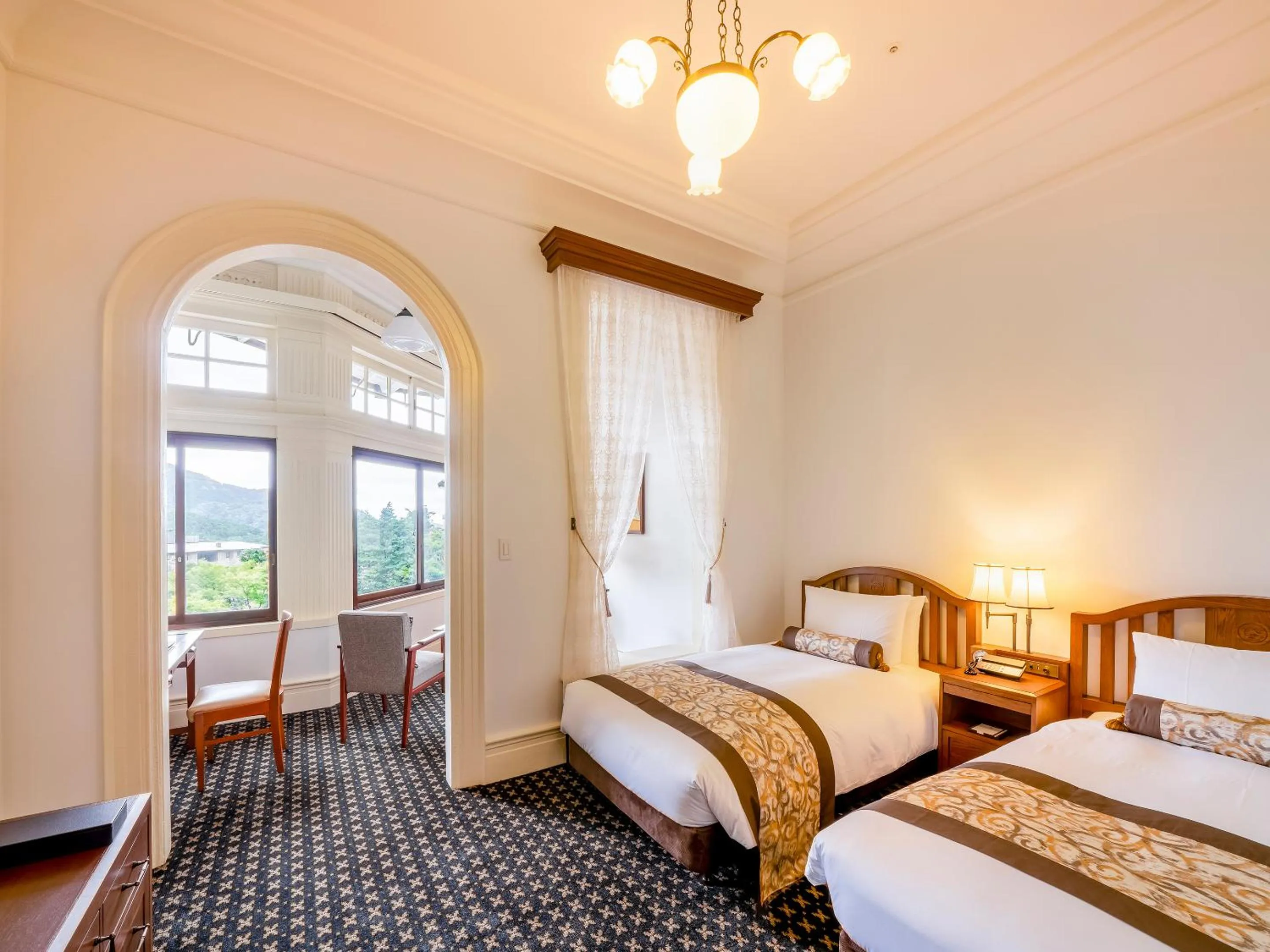 Photo of the whole room, Bed in The Fujiya Hotel