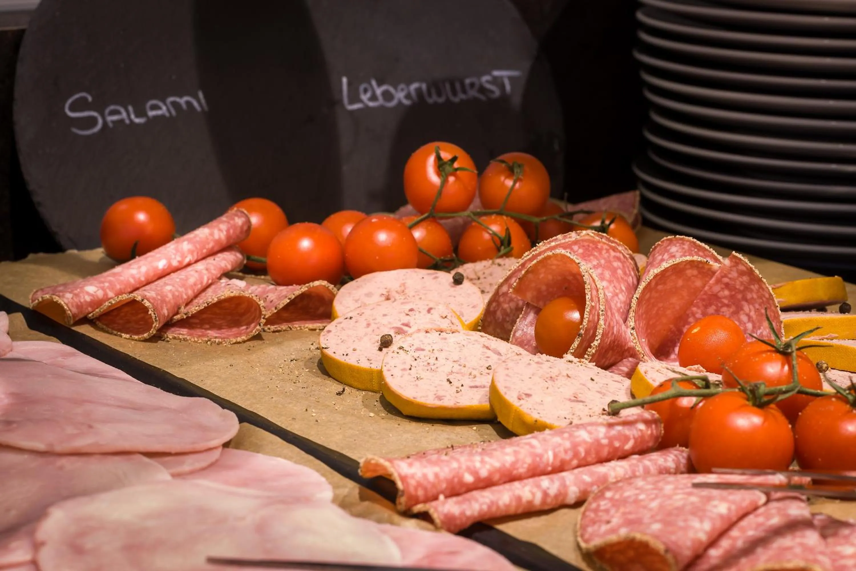 Food and drinks in Holiday Inn - the niu, Welly Kiel by IHG