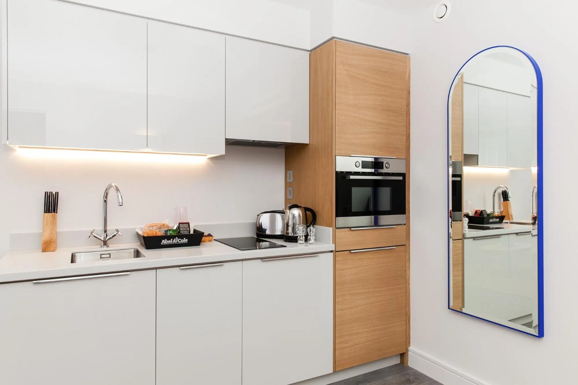 Kitchen or kitchenette in Rockwell East-Tower Bridge