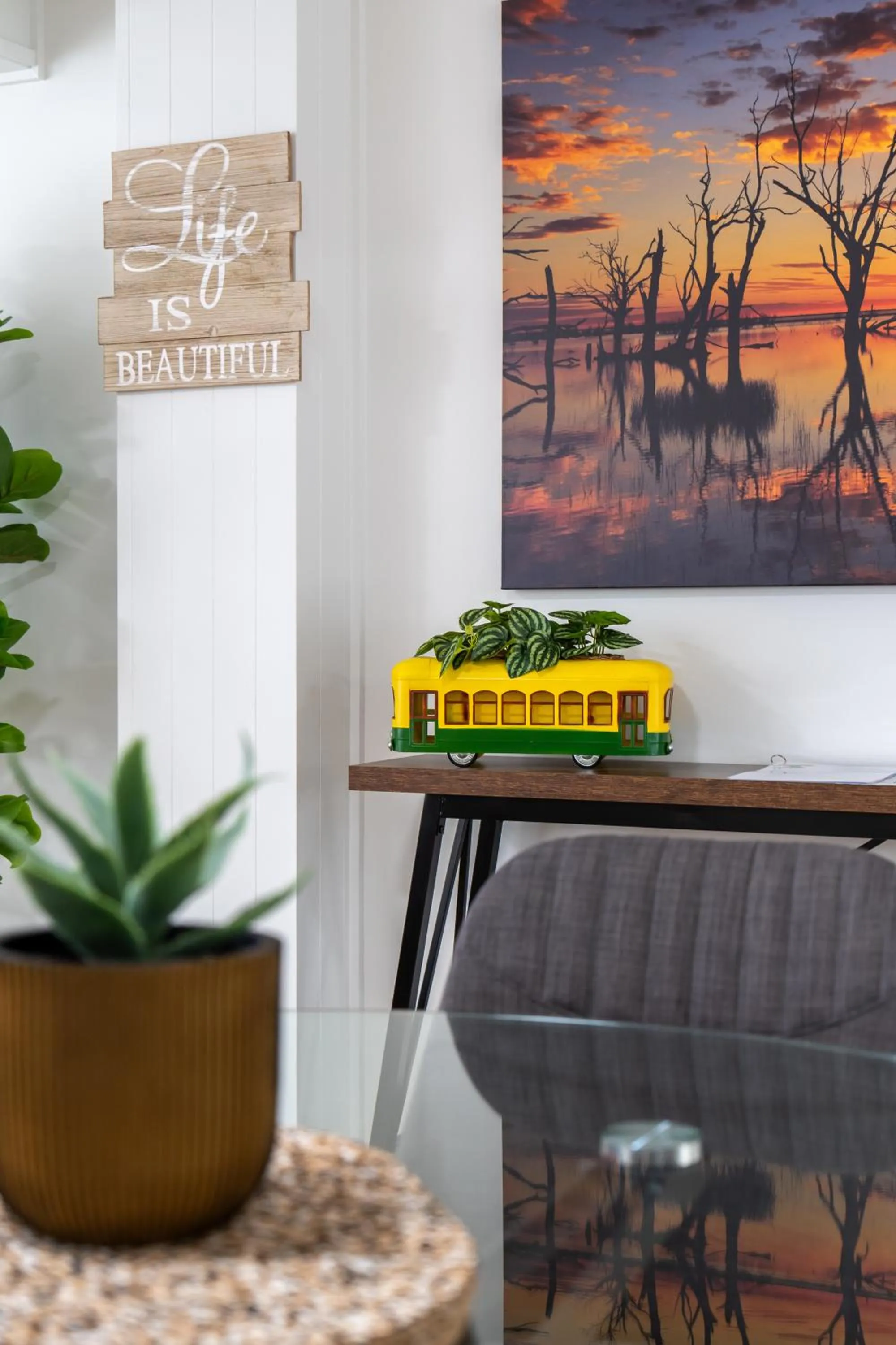 Decorative detail in Villa Mirasol Motor Inn