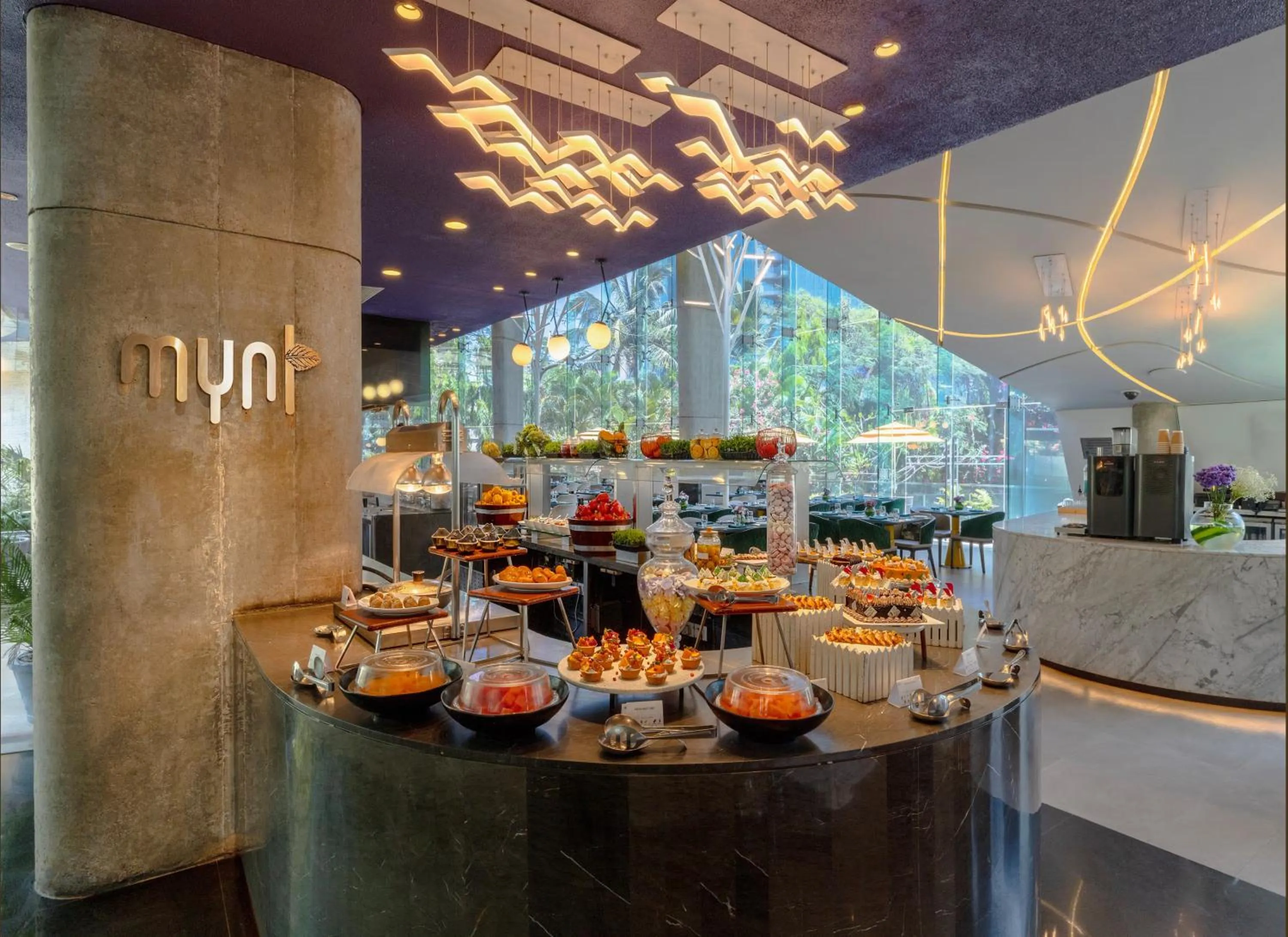 Restaurant/places to eat in Vivanta Bengaluru, Whitefield