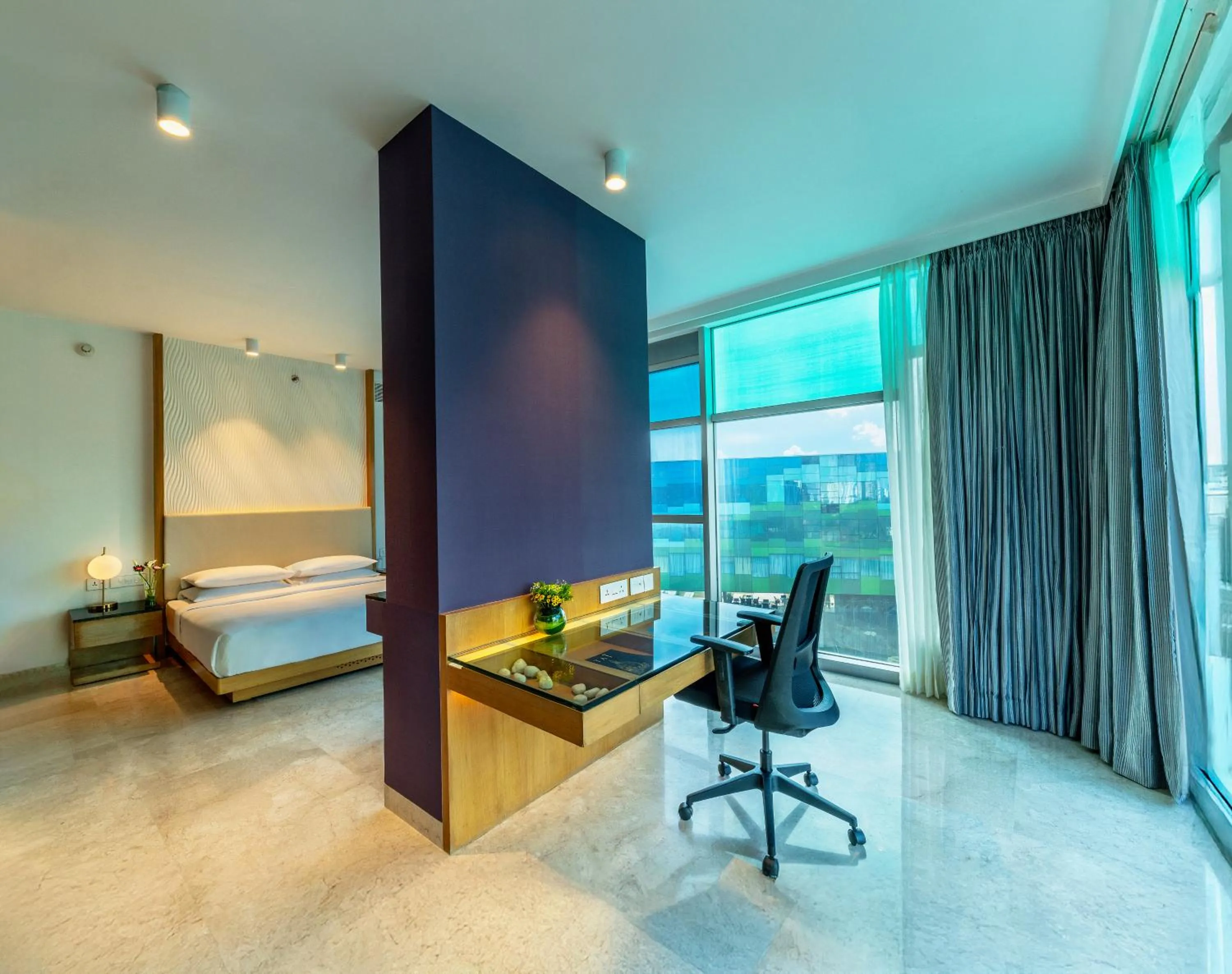 Bed in Vivanta Bengaluru, Whitefield