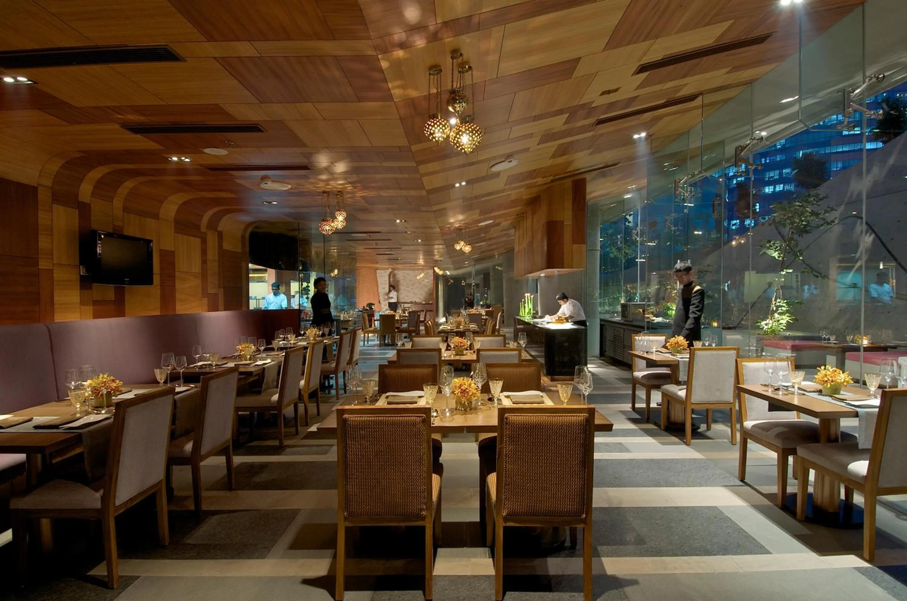 Restaurant/places to eat in Vivanta Bengaluru, Whitefield