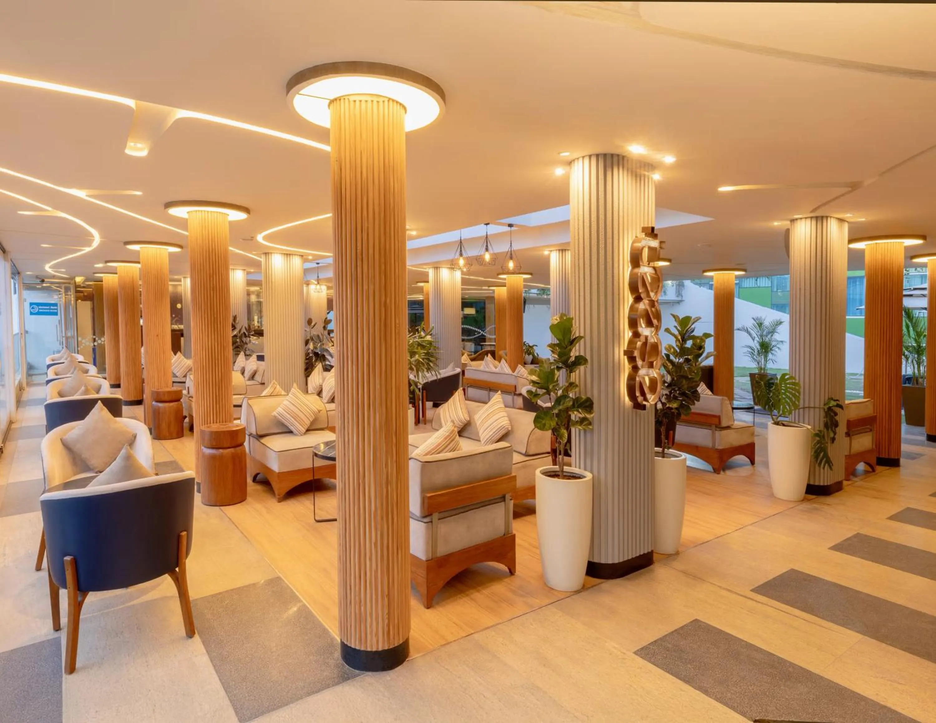 Restaurant/places to eat in Vivanta Bengaluru, Whitefield