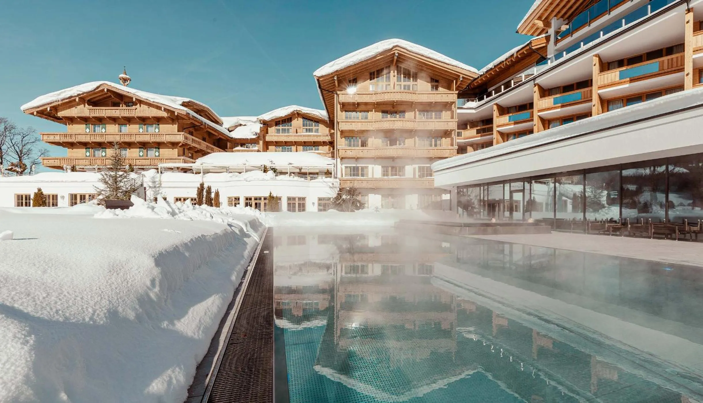 Swimming pool in Natur- und Aktivresort Reiterhof