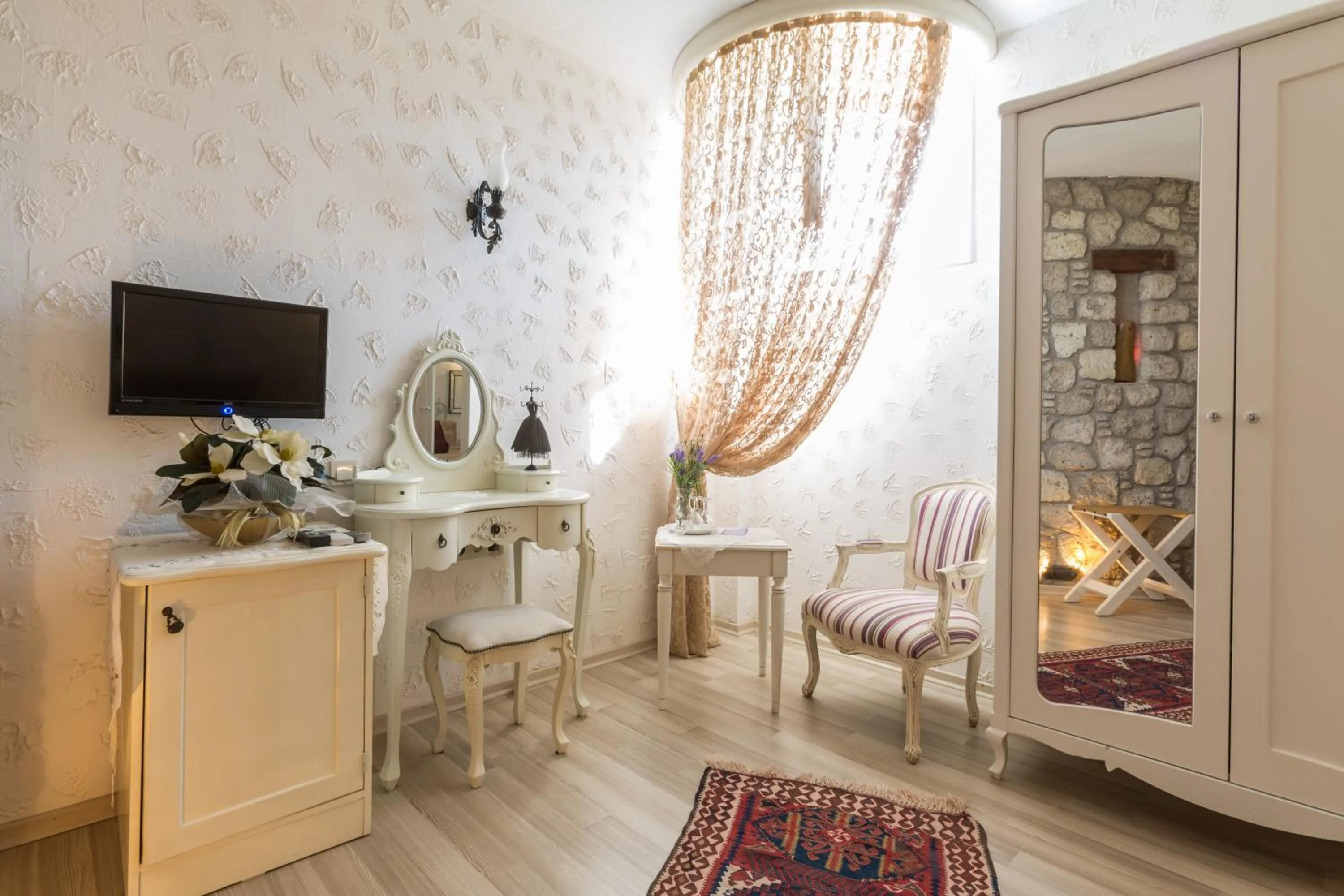 Decorative detail in Chigdem Hotel-Special Category