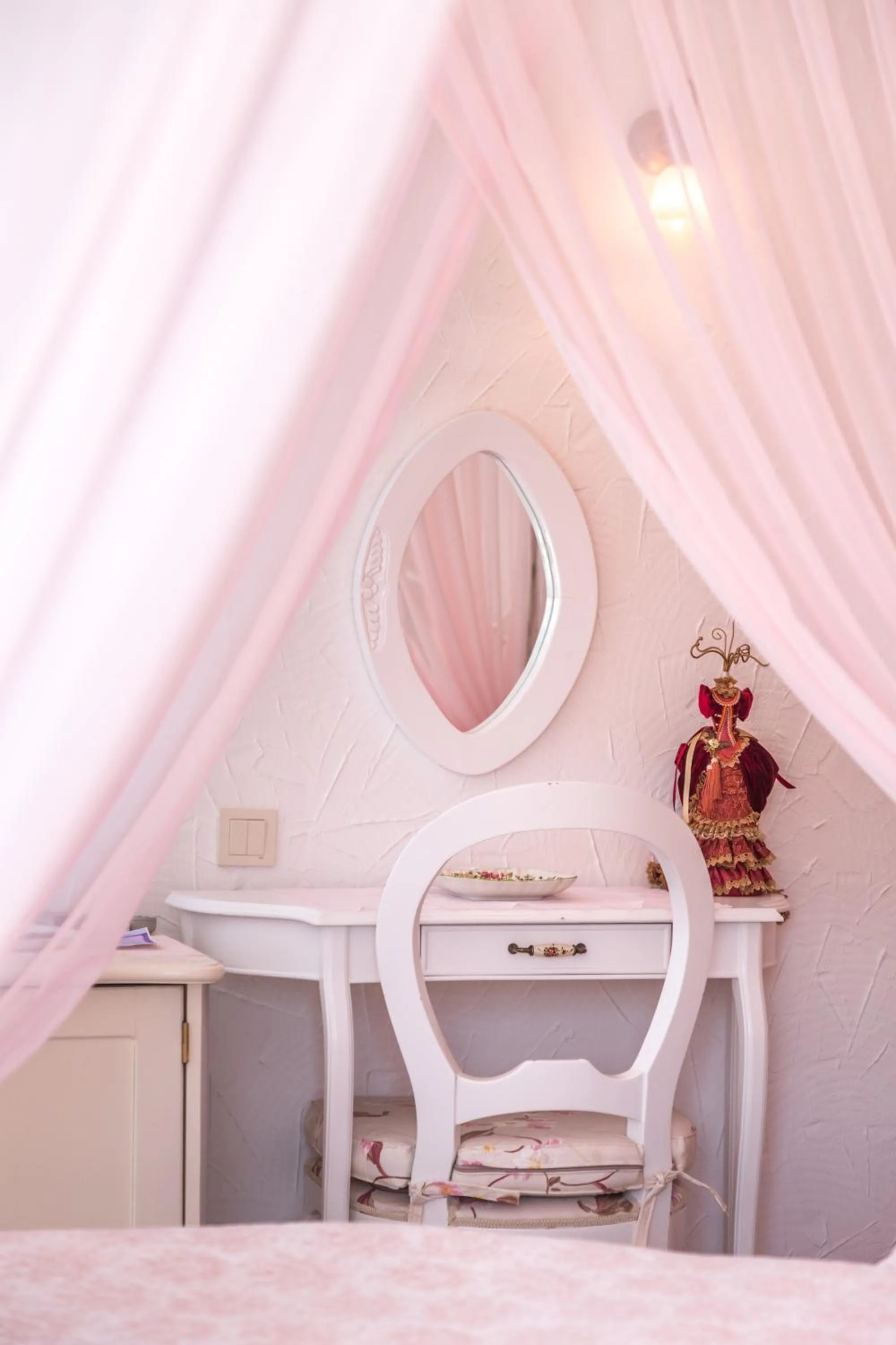 Decorative detail in Chigdem Hotel-Special Category