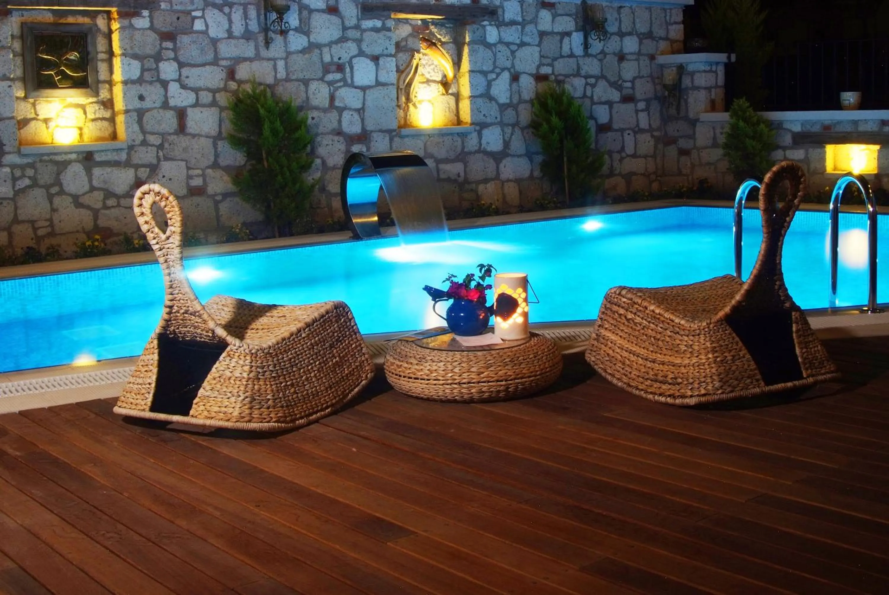 Swimming pool in Chigdem Hotel-Special Category