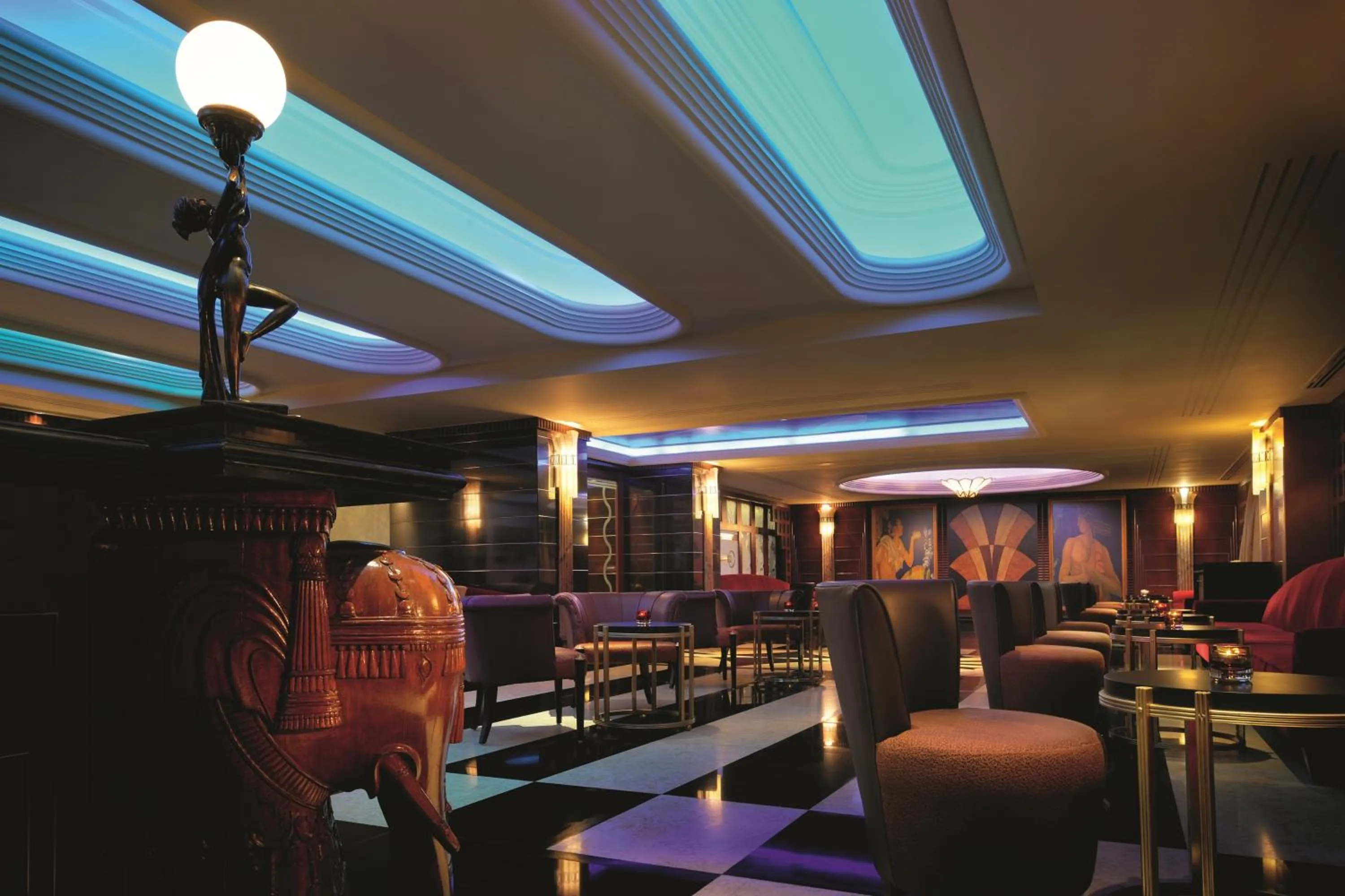 Lounge or bar in Gokulam Grand Hotel & Spa Bangalore