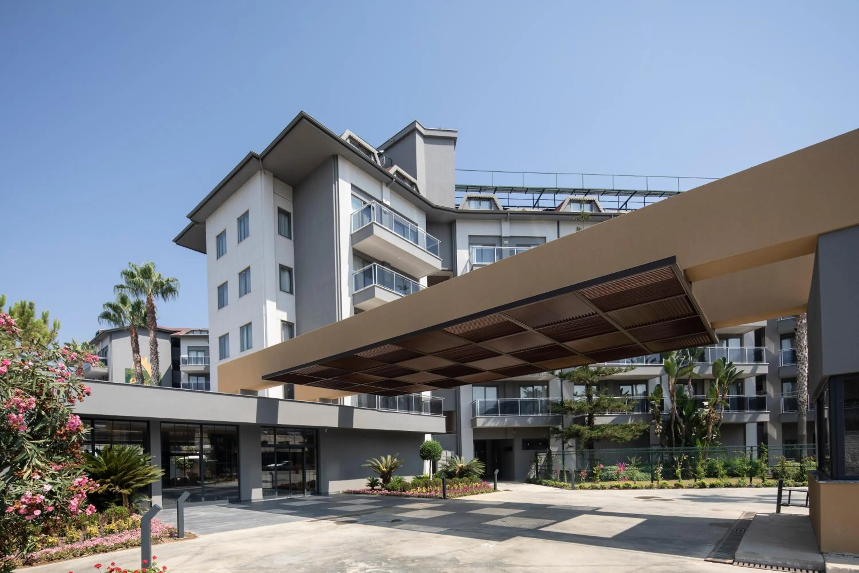 Facade/entrance in Green Garden Resort & Spa Hotel