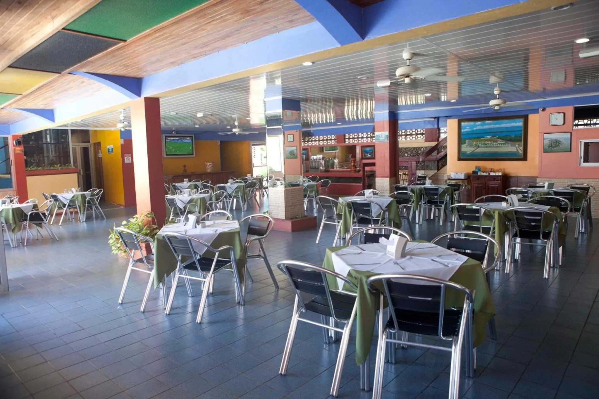 Restaurant/places to eat in Hotel Yadran Beach Resort