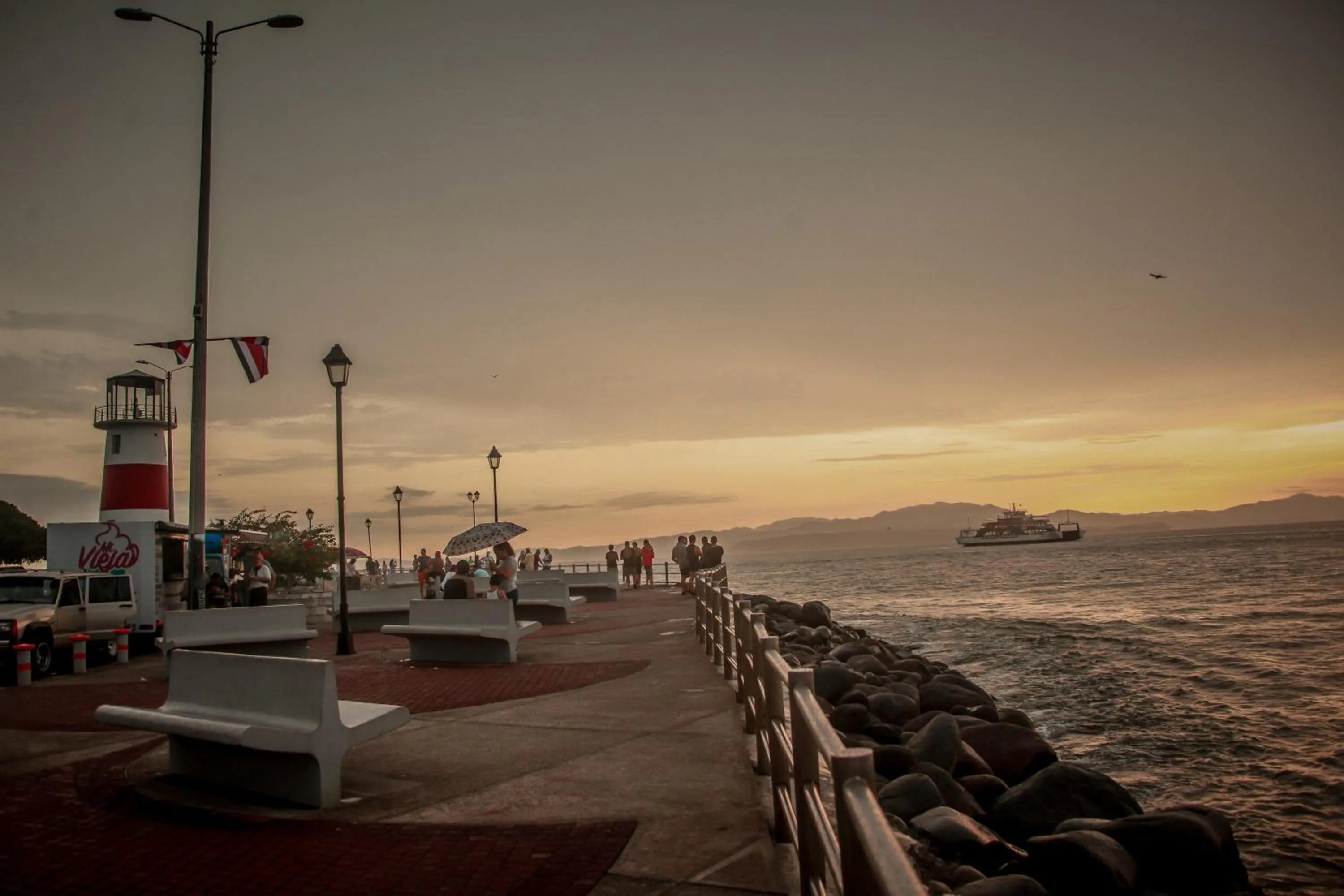 Beach in Hotel Yadran Beach Resort