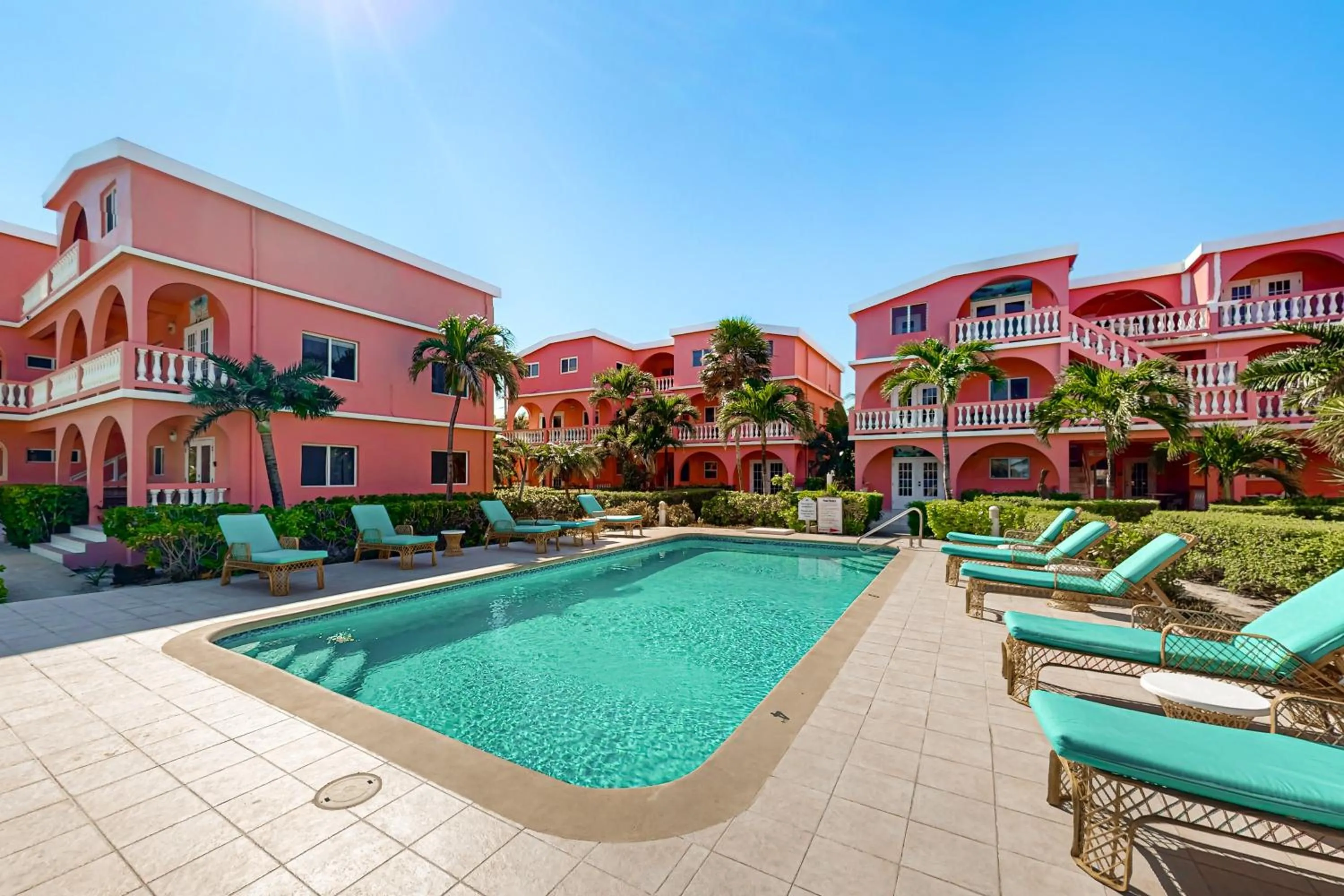 Zinnia @ Caribe Island