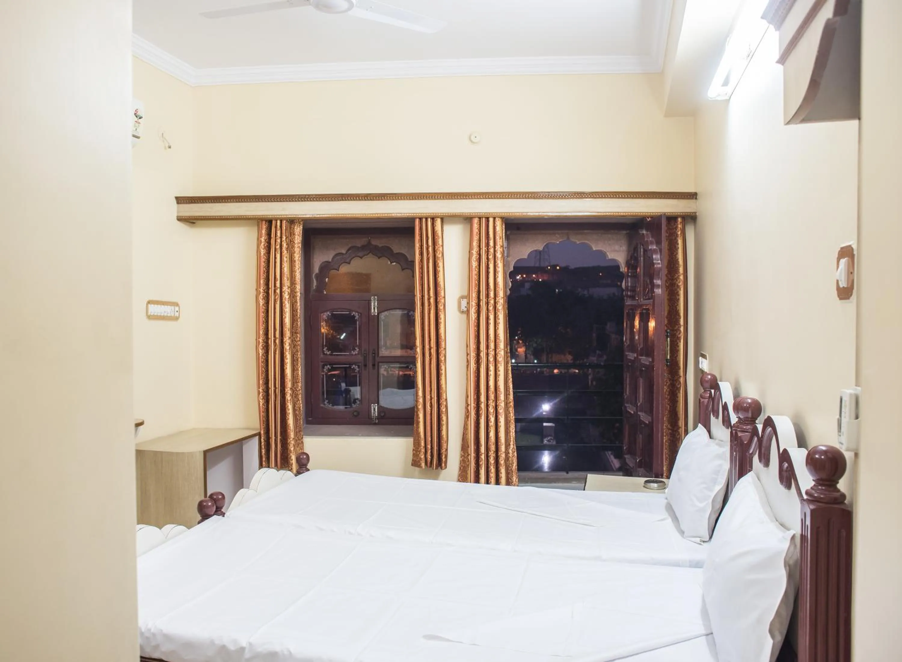 View (from property/room), Bed in Jee Ri Haveli
