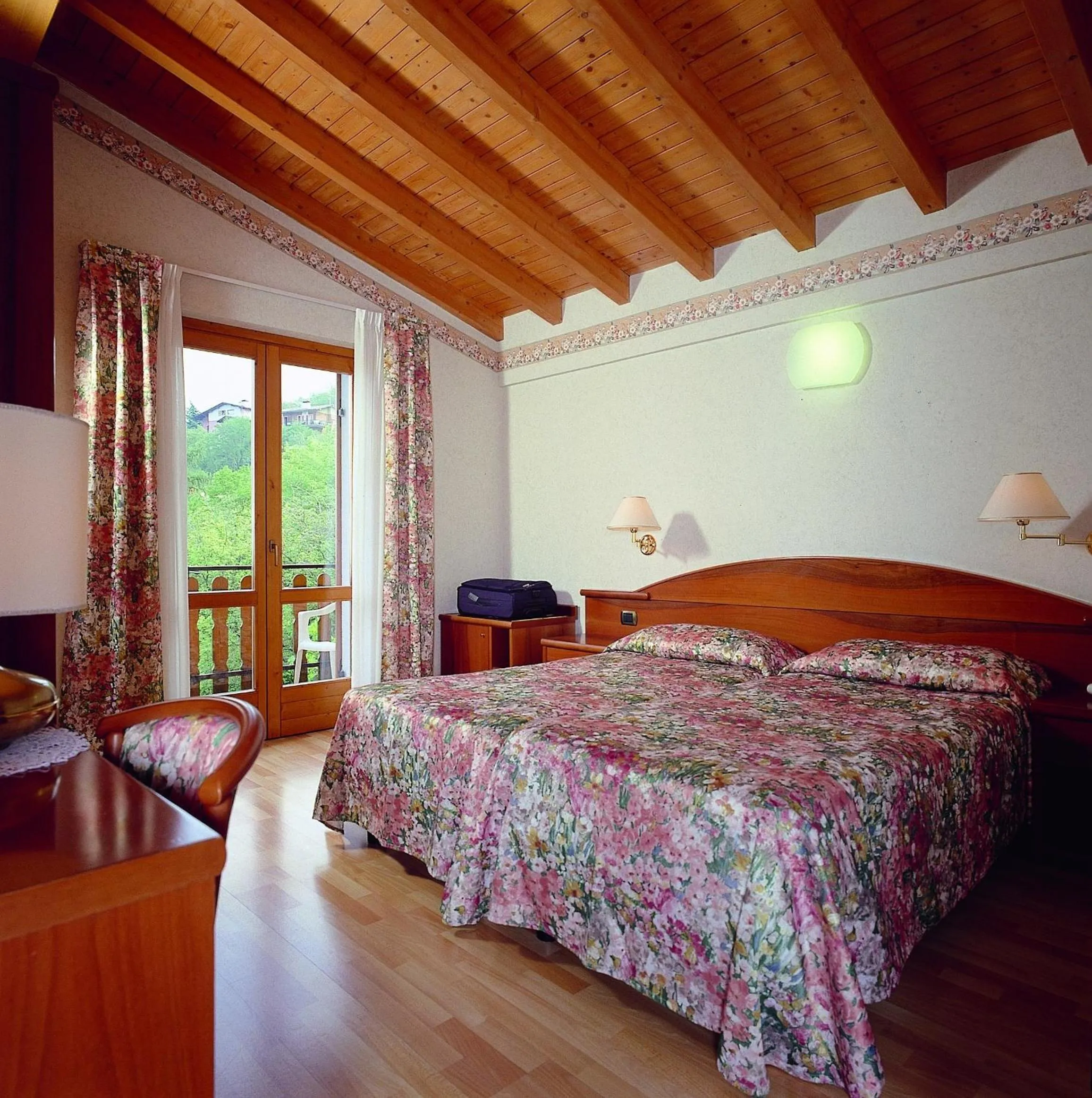 Bedroom, Bed in Hotel Diana