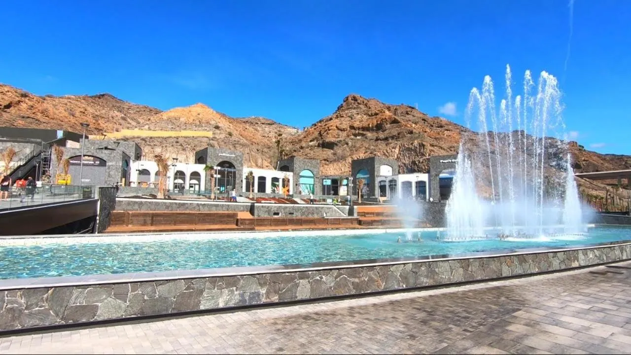 Nearby landmark in Gran Amadores