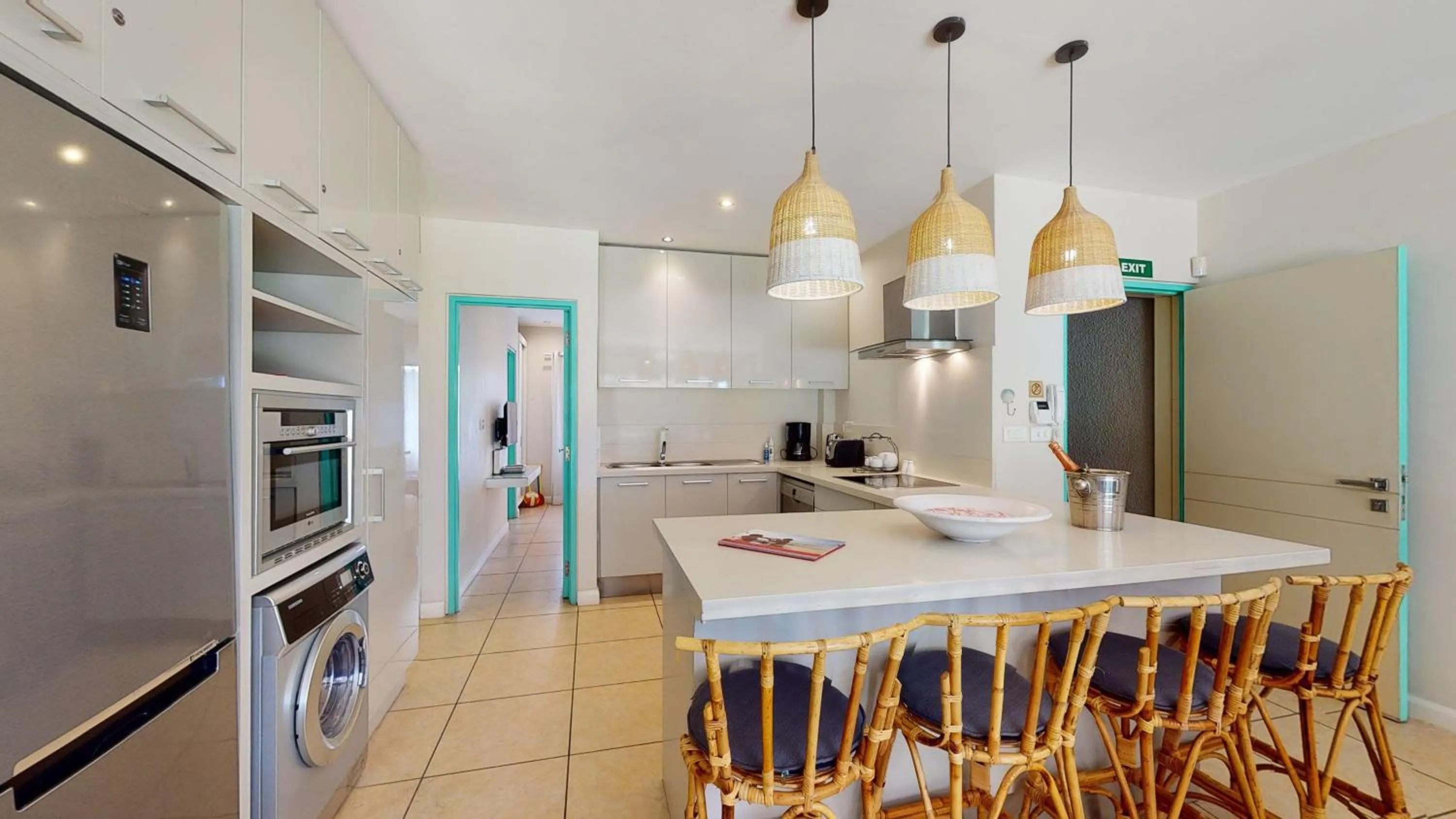 Dining area in Bon Azur Beachfront Suites & Penthouses by LOV Mauritius