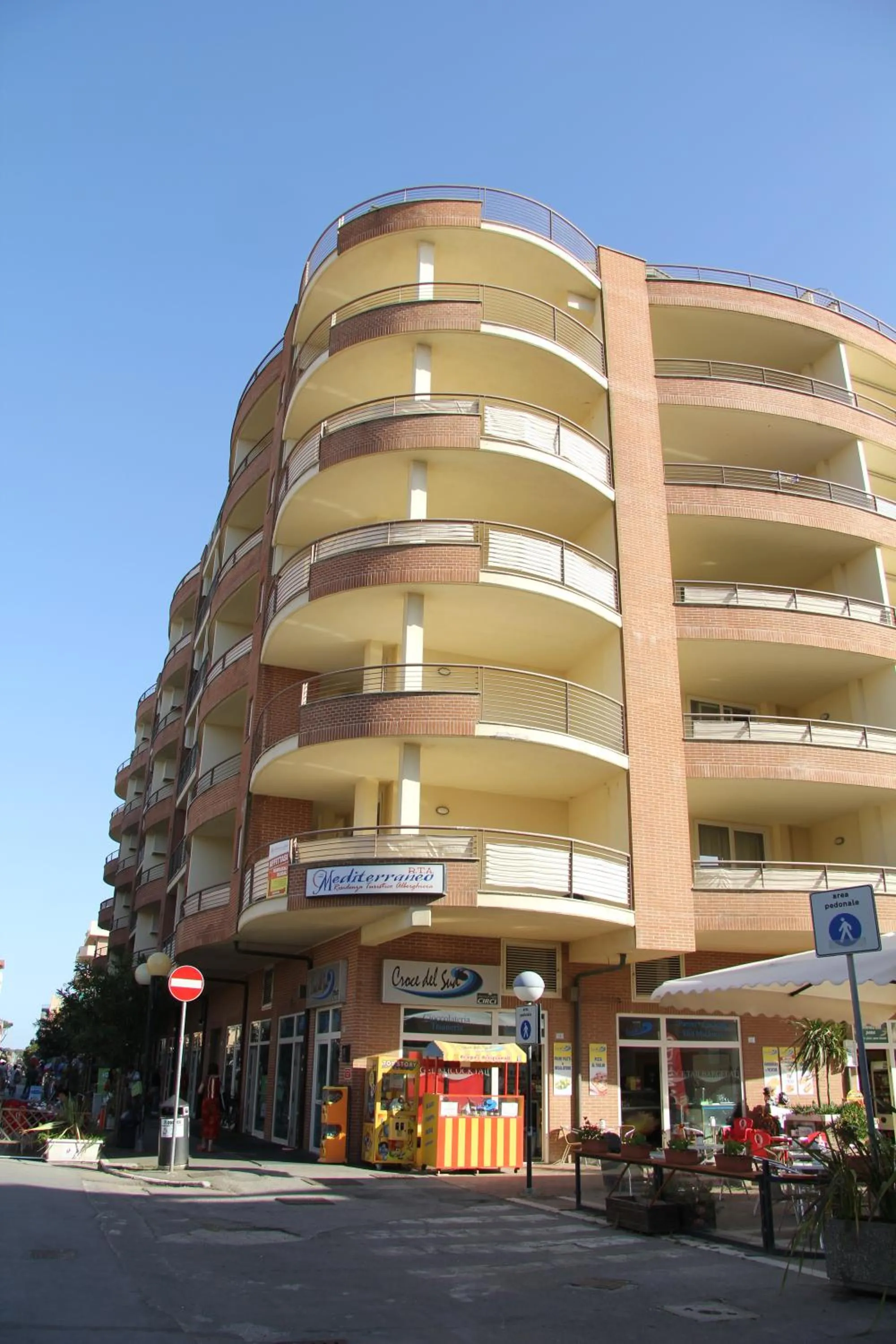 Property building in Residence Mediterraneo