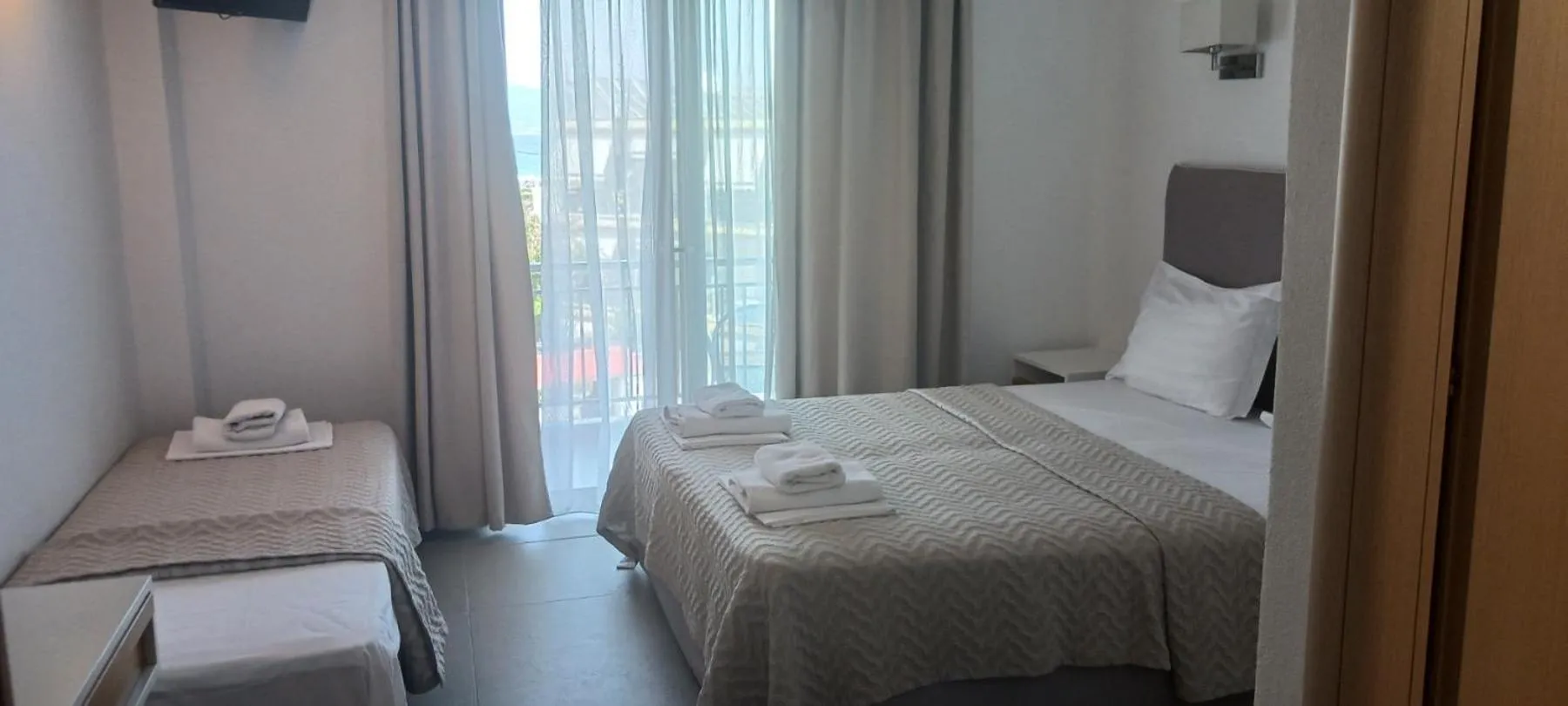 Bed in Stavros Beach Hotel