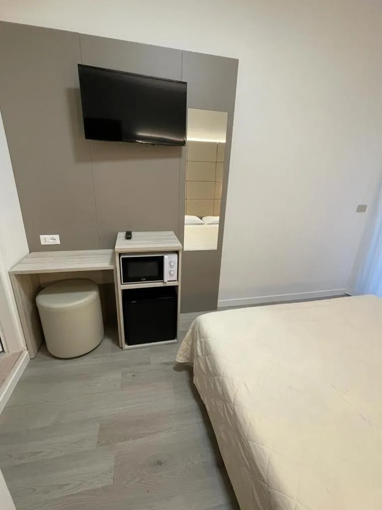 Bed in Hotel & Aparthotel Carinthia S