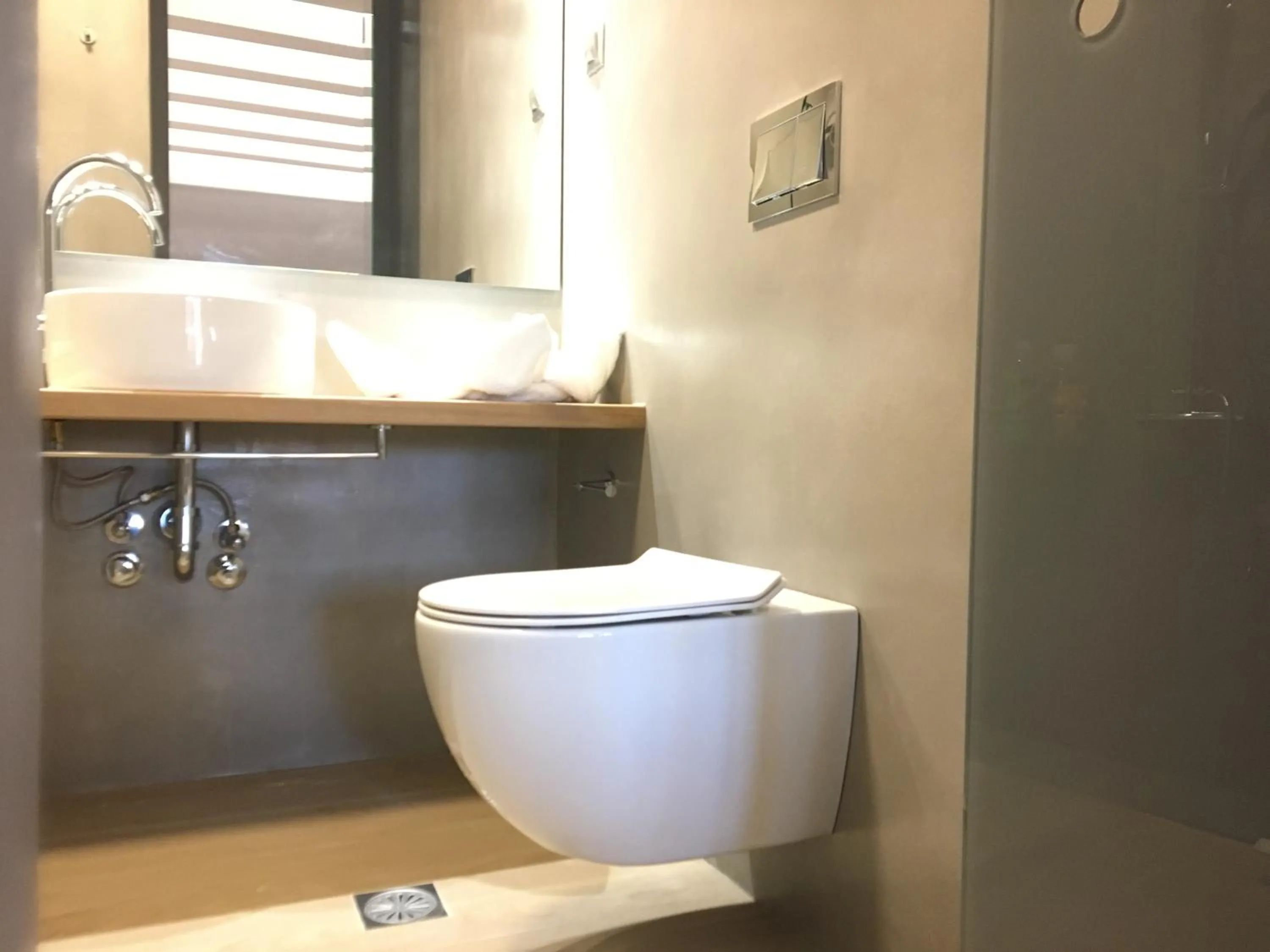 Bathroom in Barbara Studios