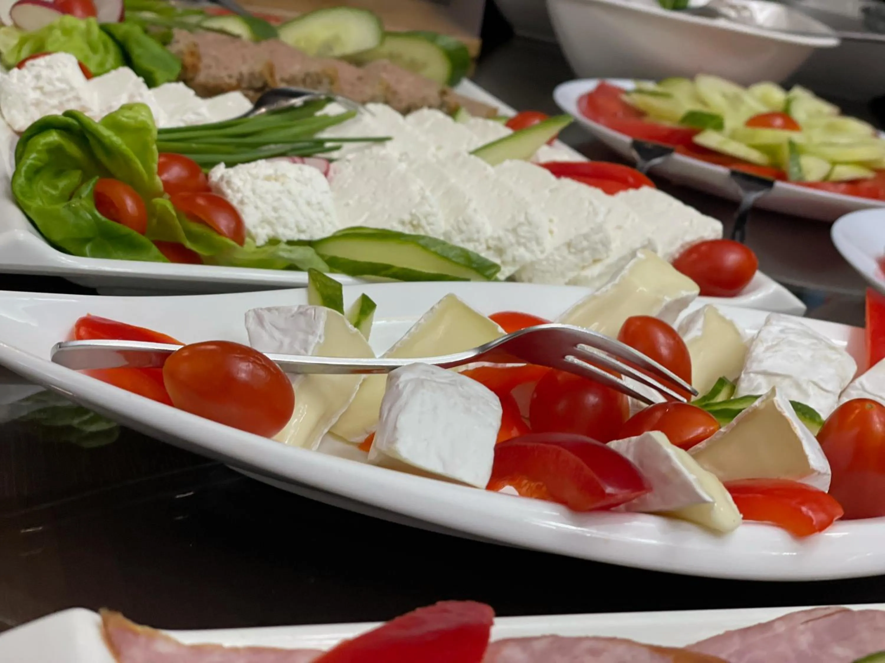 Buffet breakfast in Hotel Willa Adriana