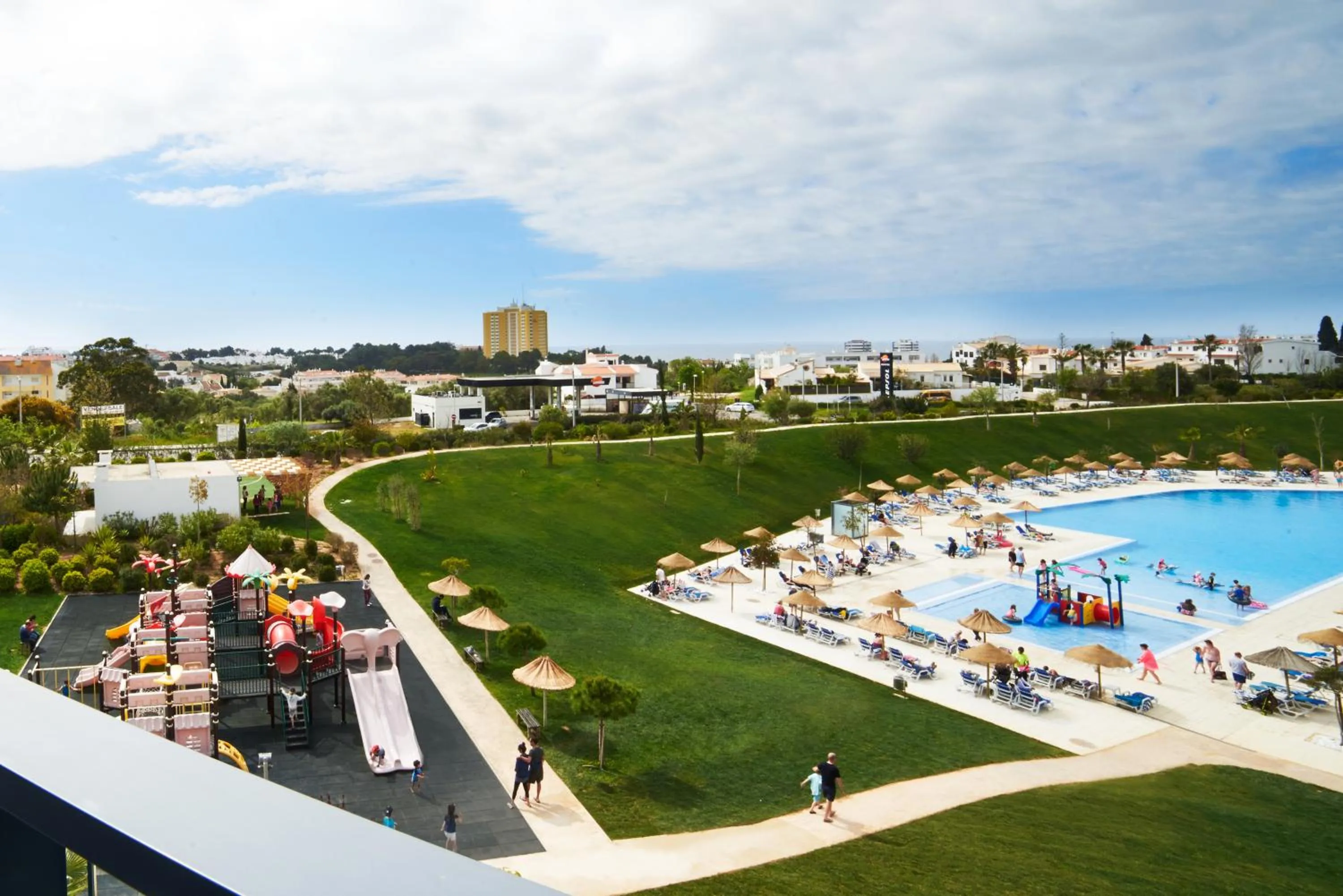 Balcony/Terrace in RR Alvor Baía Resort