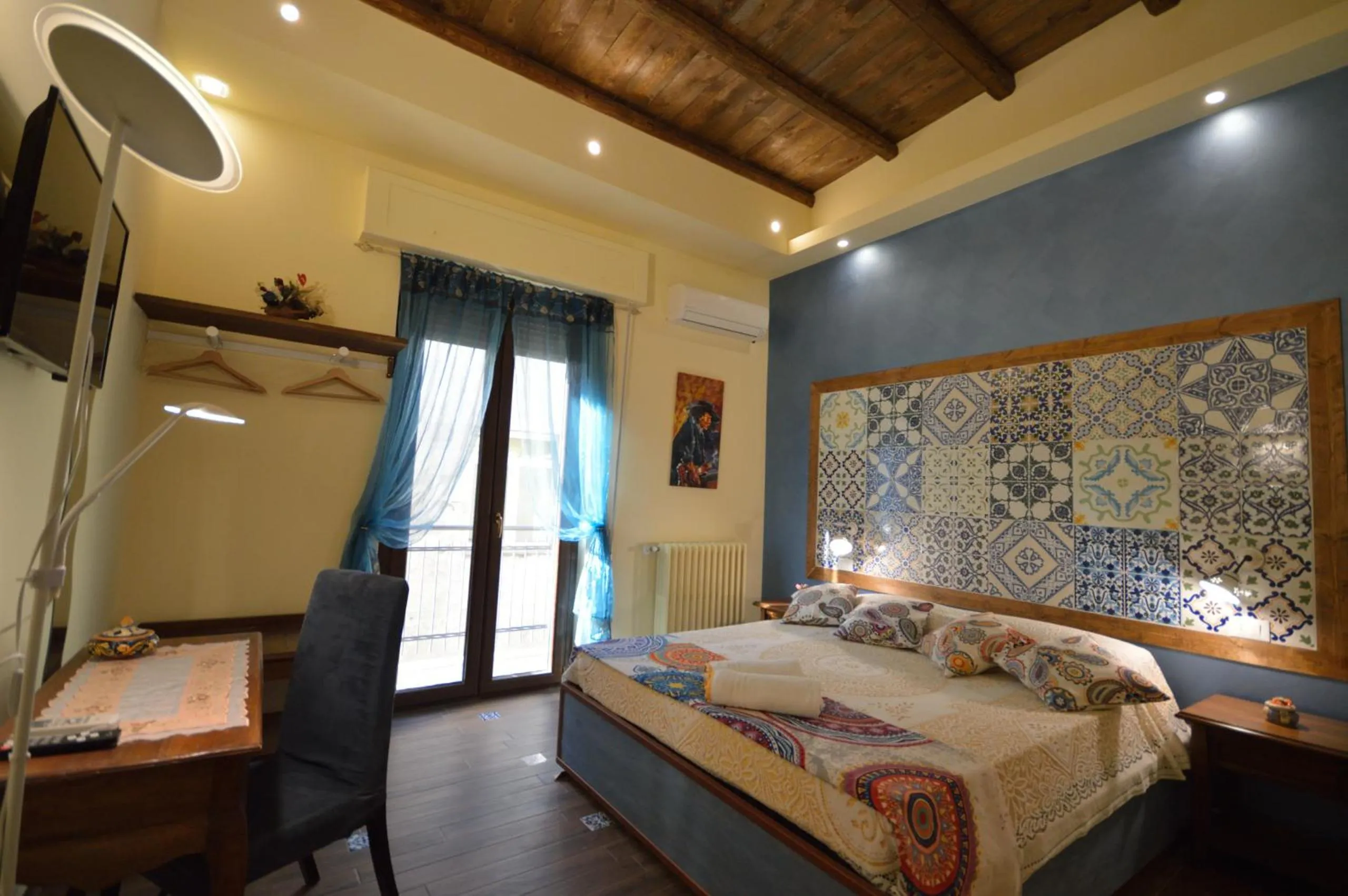 Bedroom, Bed in Centro Sicilia Rooms & Suites