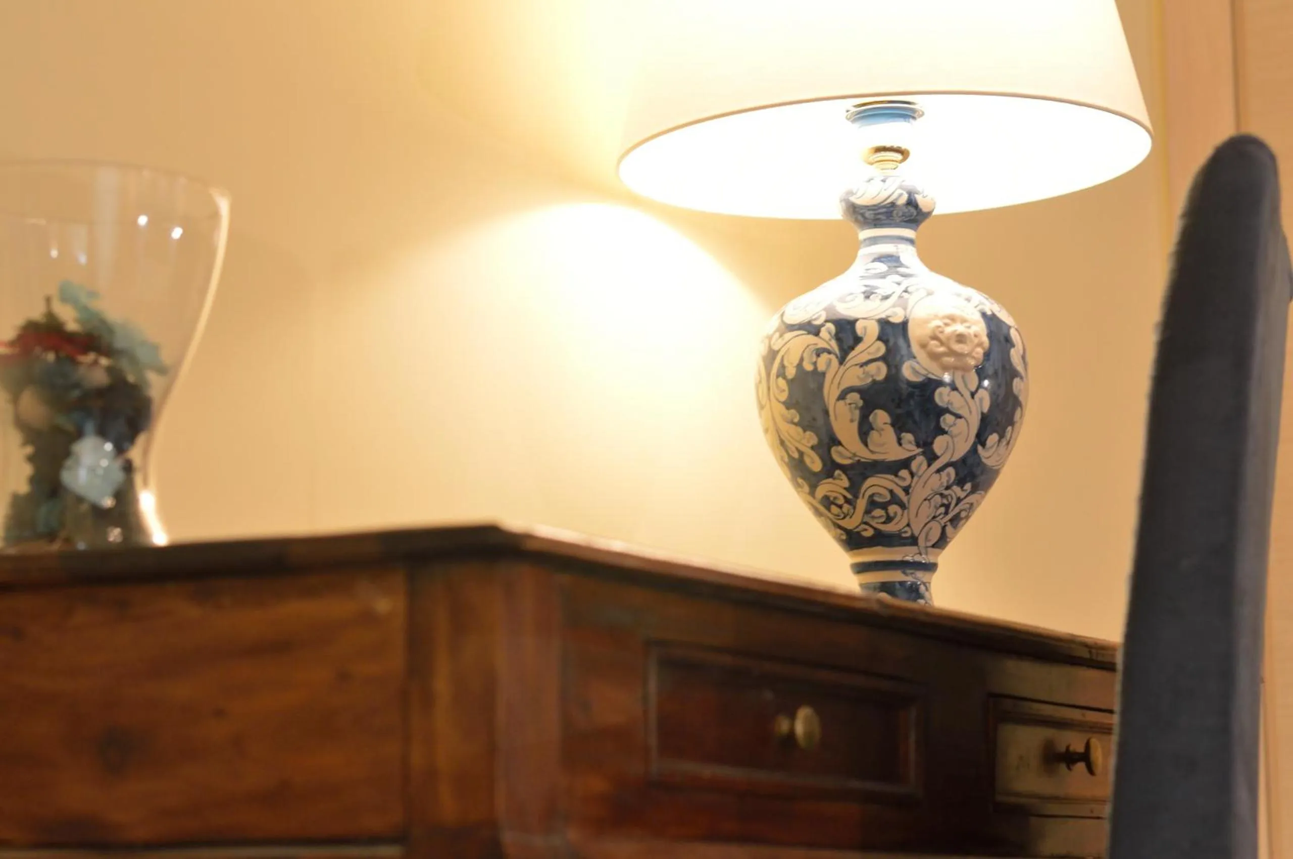 Decorative detail in Centro Sicilia Rooms & Suites