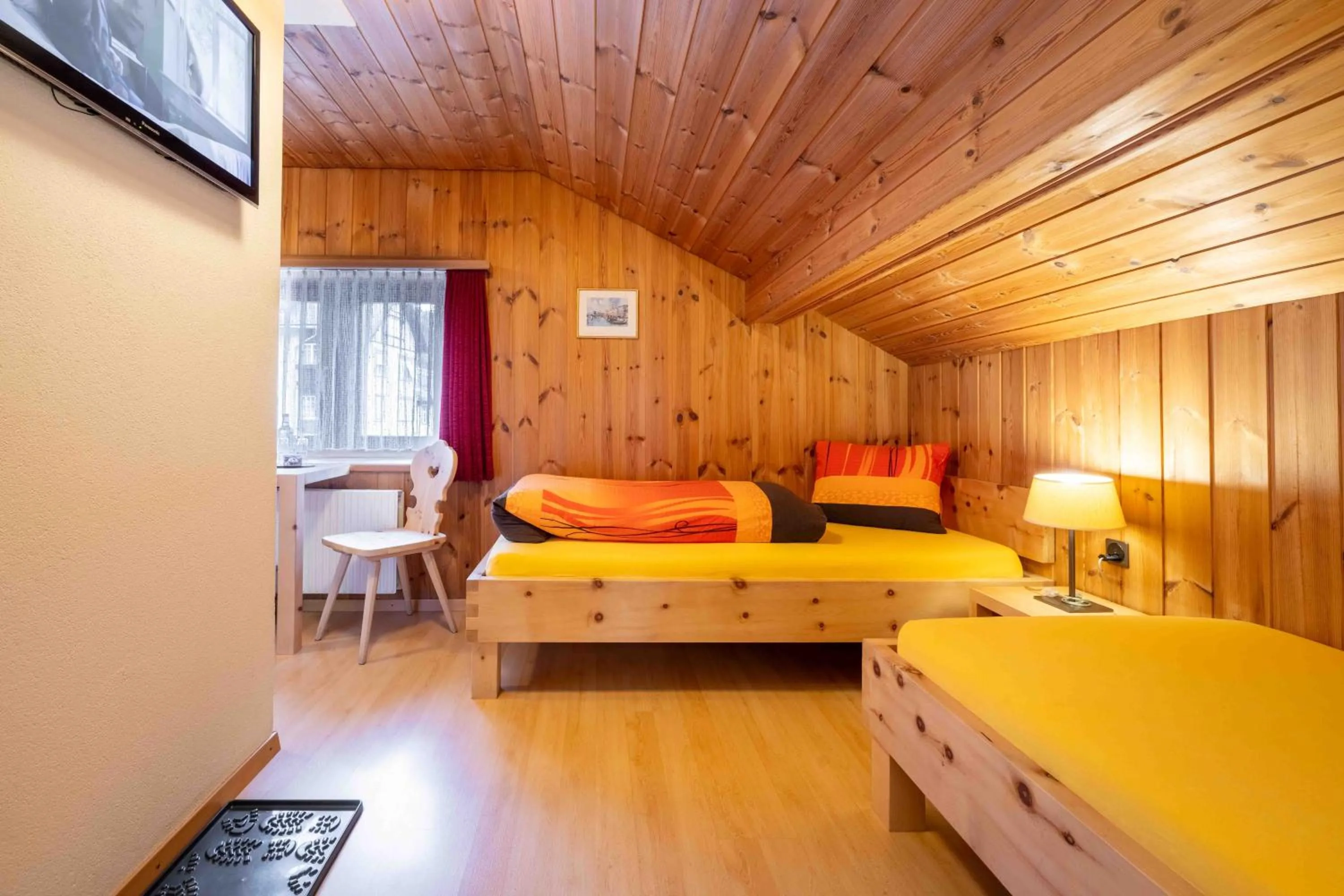 Bed in Garni Alpenrose - Grusaida