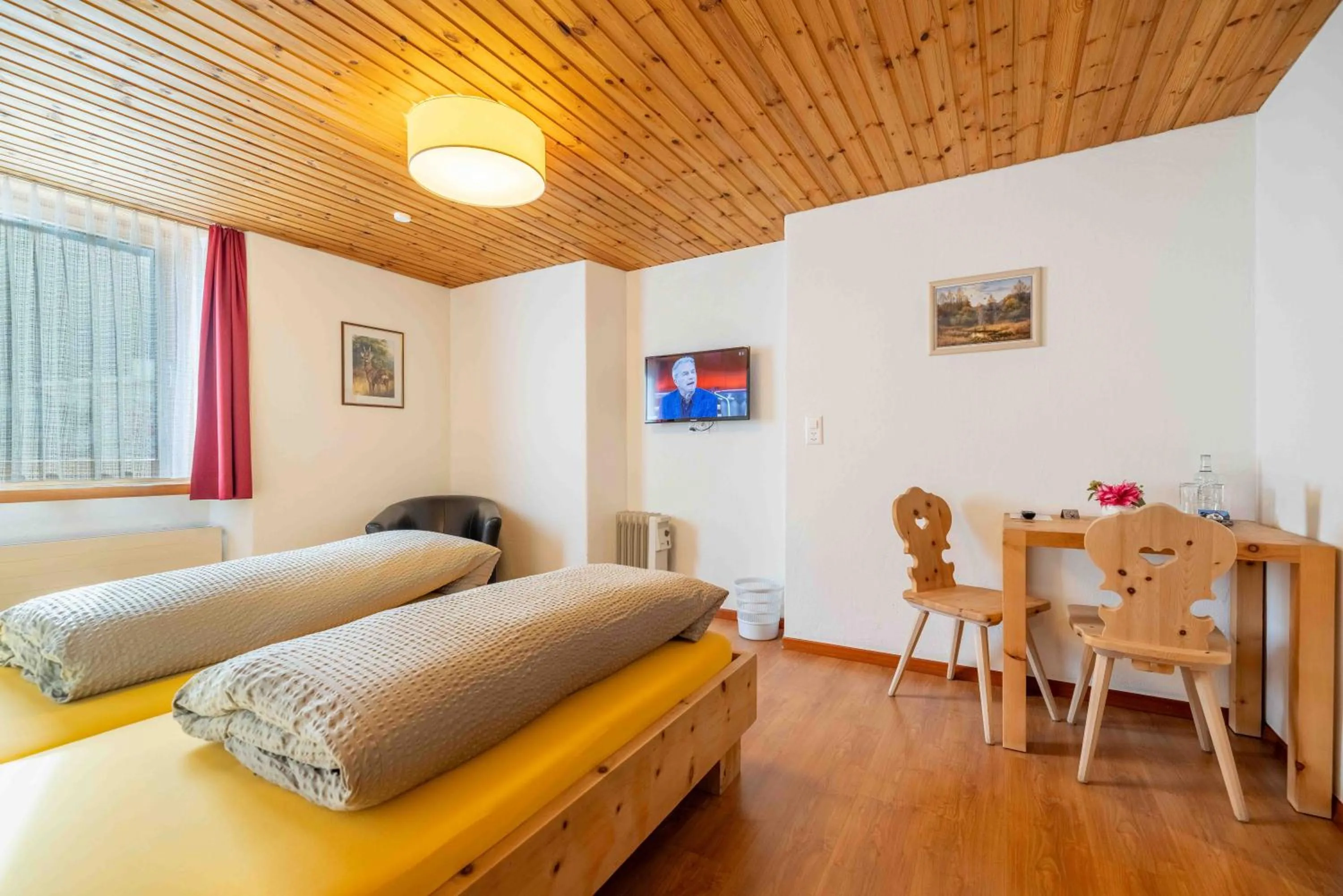 Bed in Garni Alpenrose - Grusaida