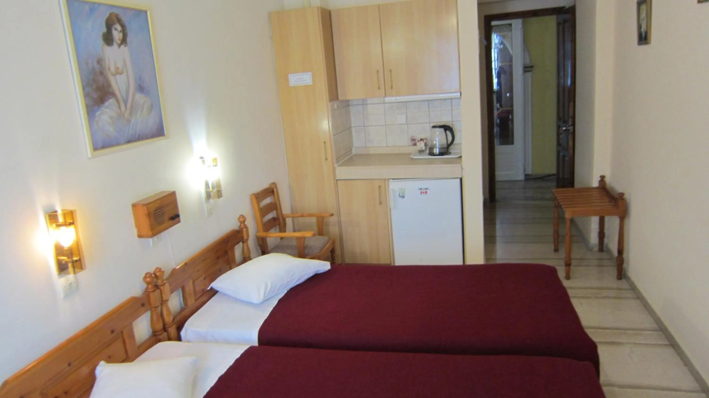 Photo of the whole room, Bed in Sandalis Hotel