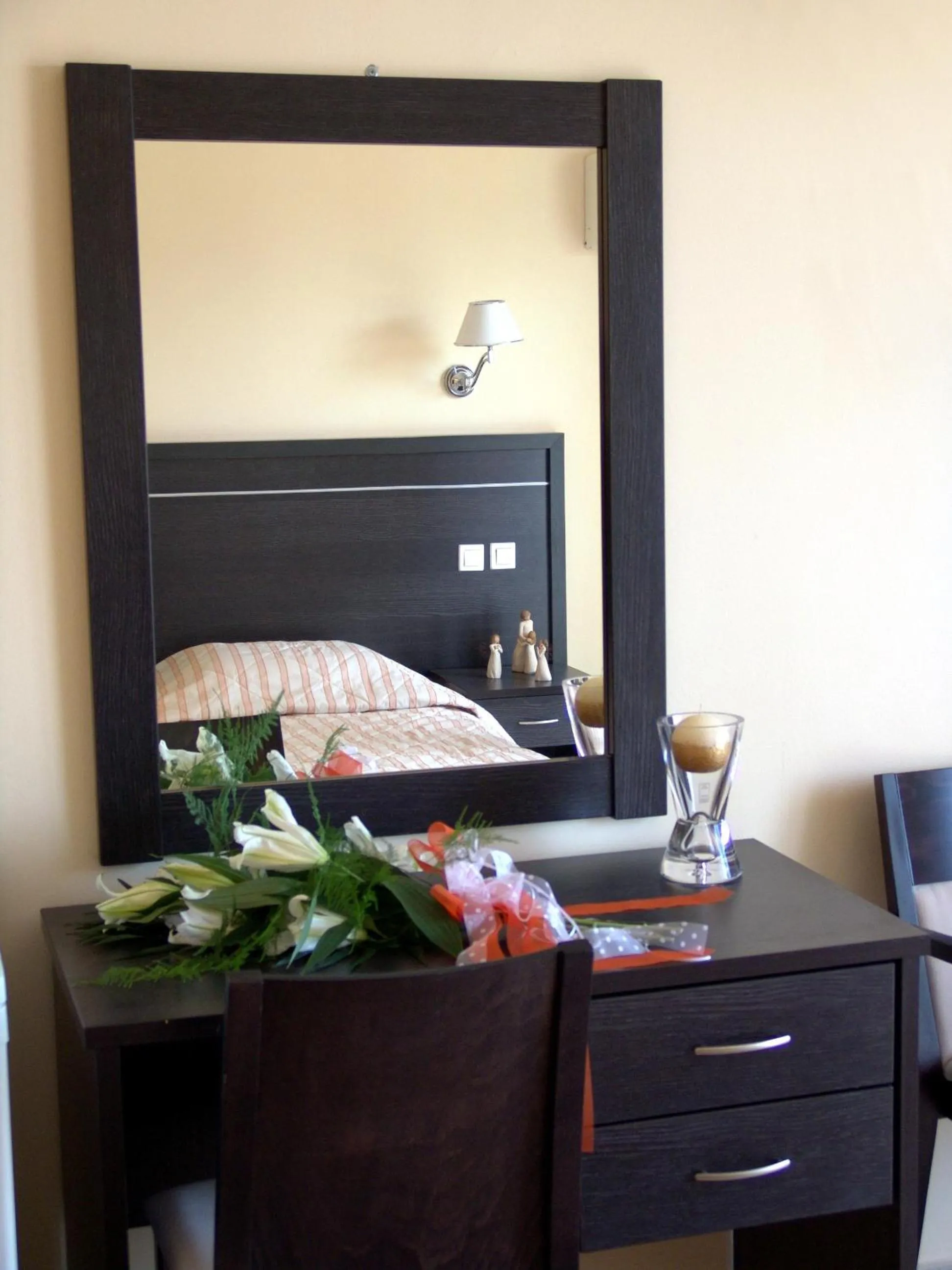 Decorative detail in Merope Hotel