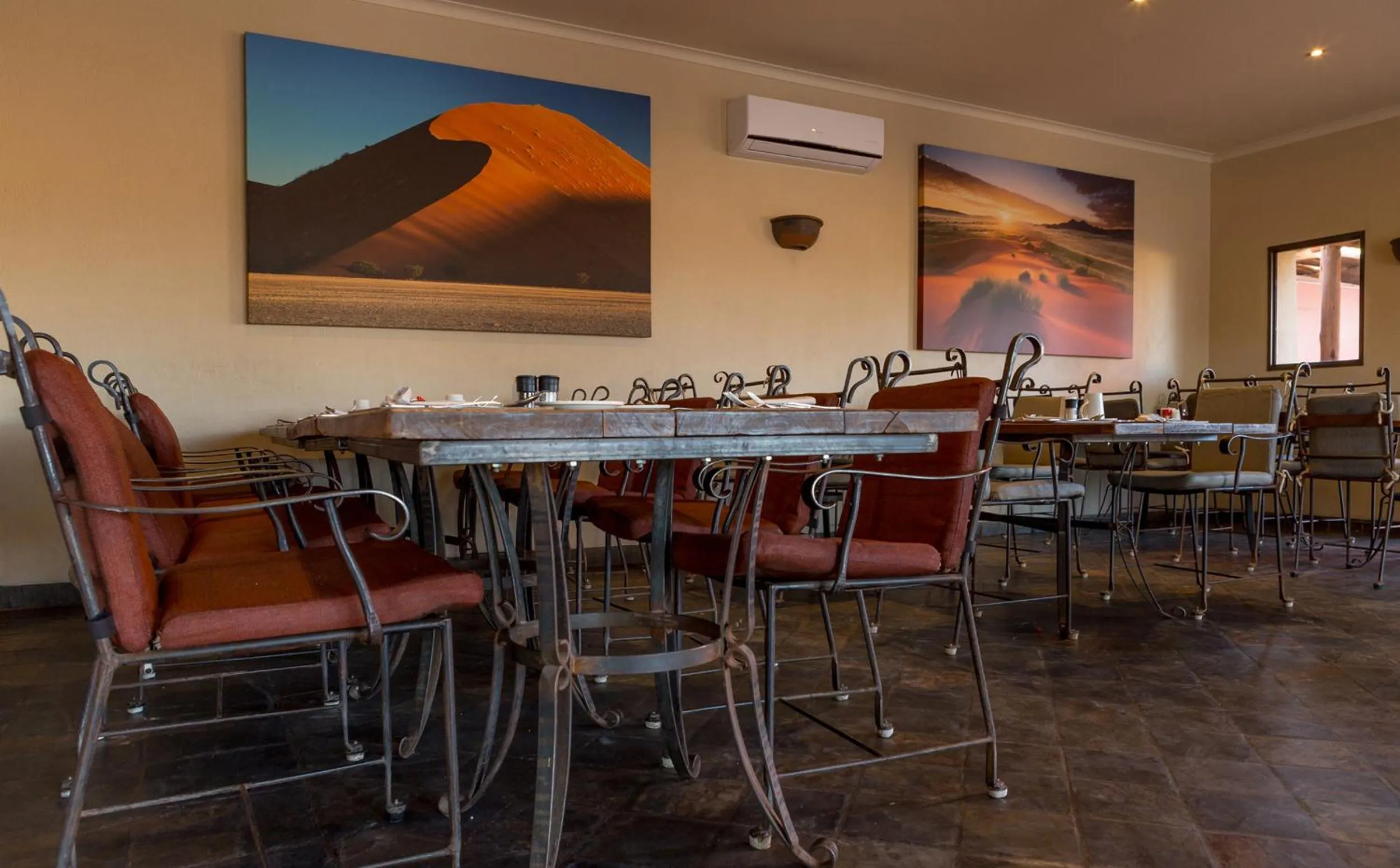 Restaurant/places to eat in Sossusvlei Lodge